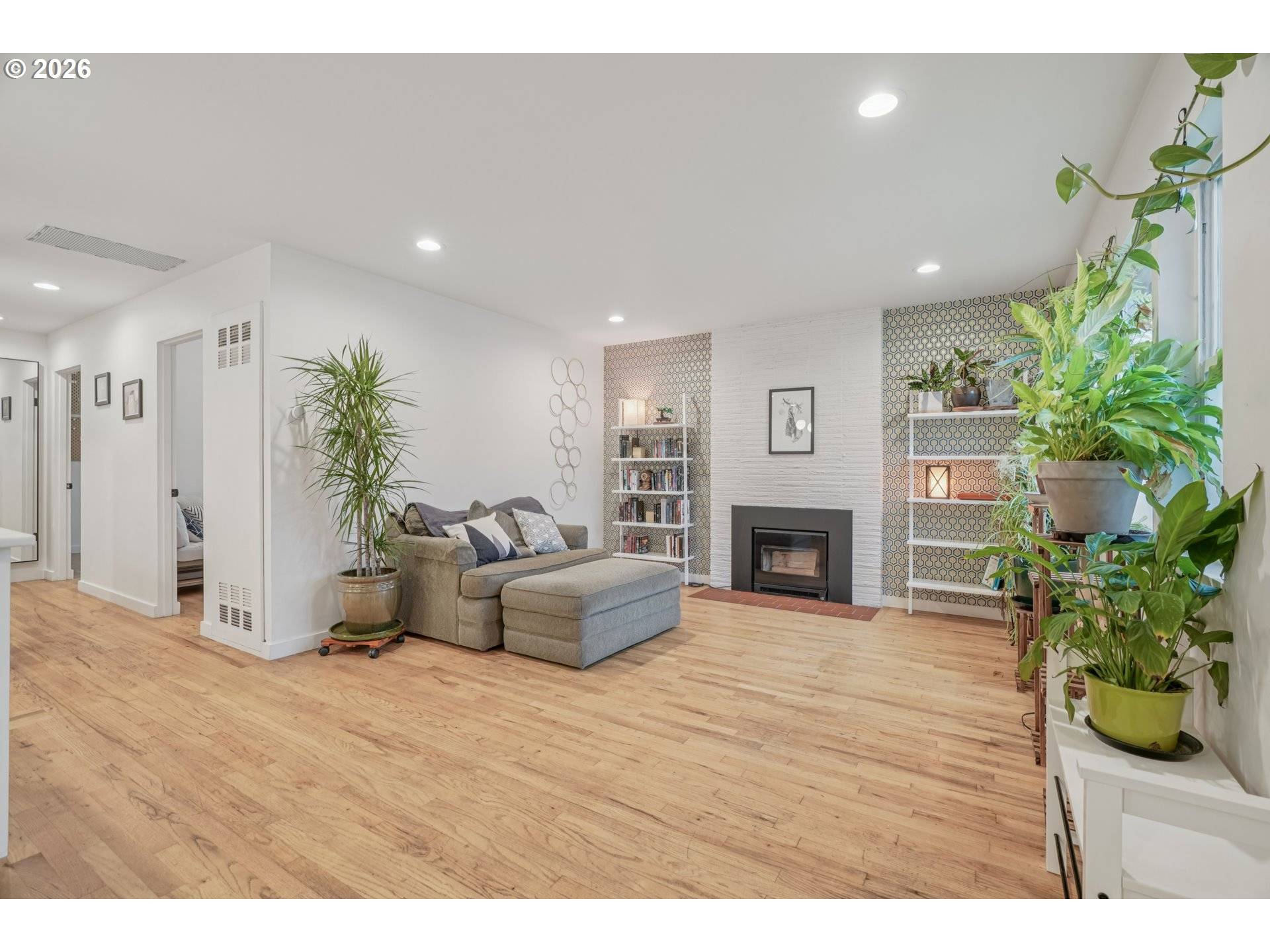 Portland, OR 97203,9210 N WINDLE ST