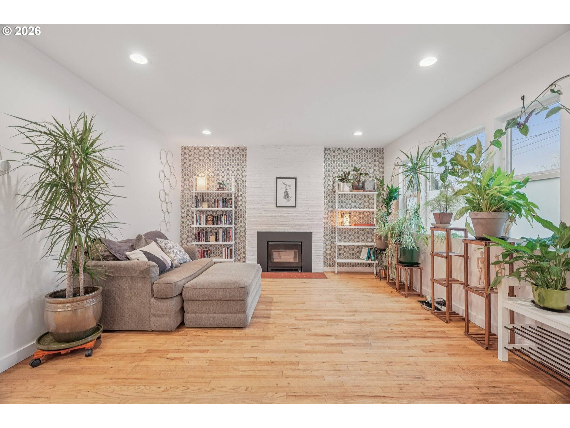 Portland, OR 97203,9210 N WINDLE ST