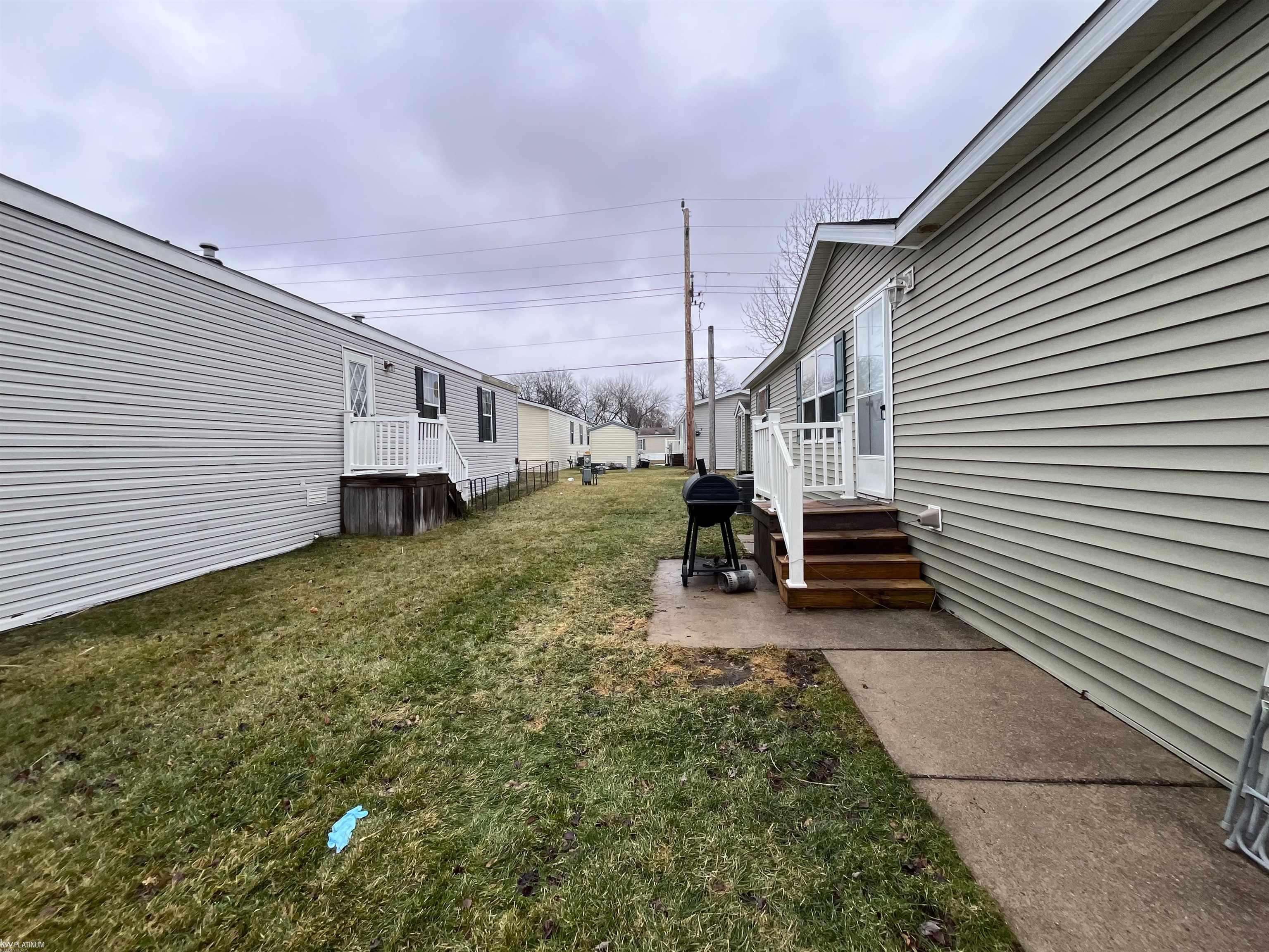 Clinton Township, MI 48038,38146 Saint Tropez DR