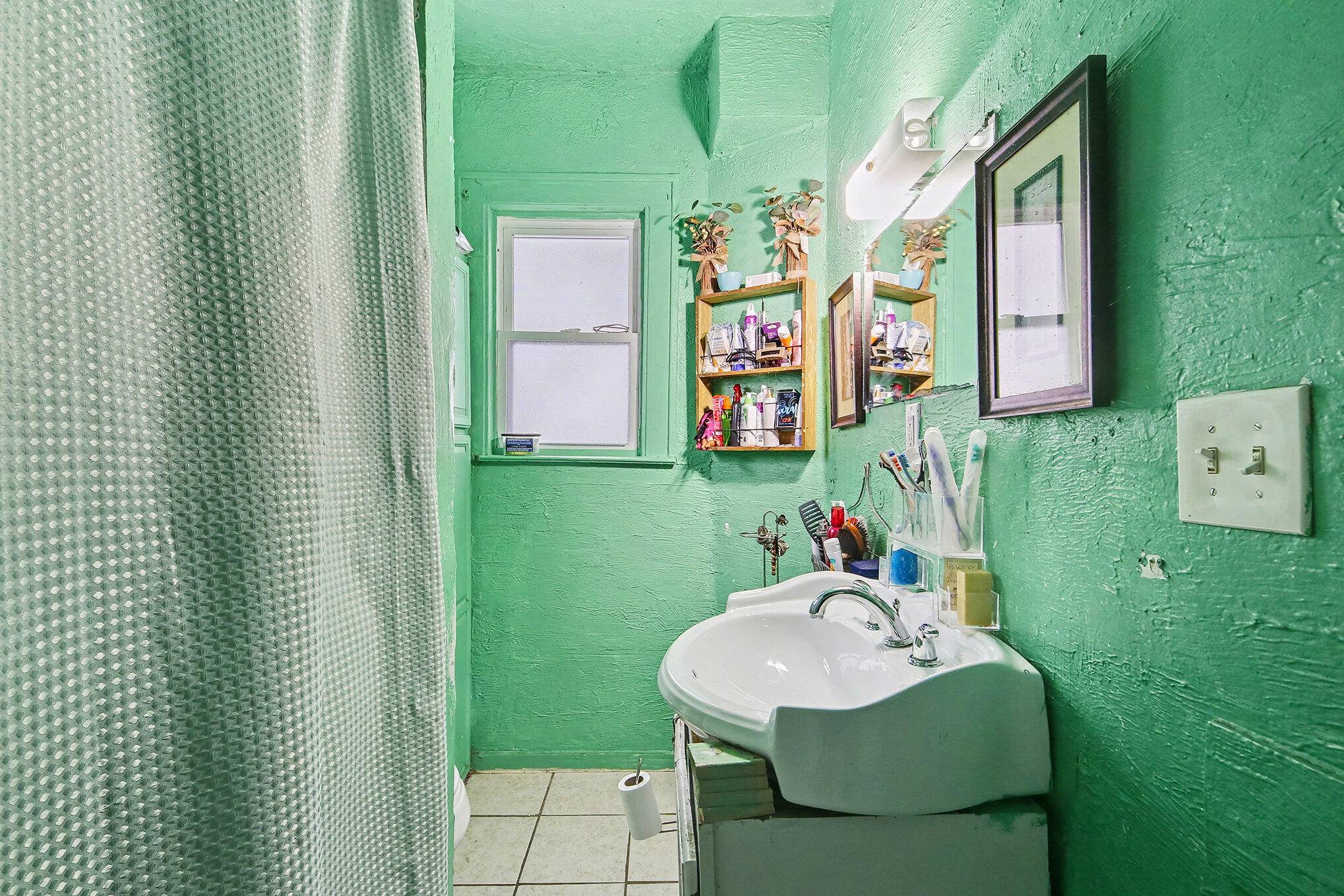 Grand Rapids, MI 49503,741 Griggs ST SW