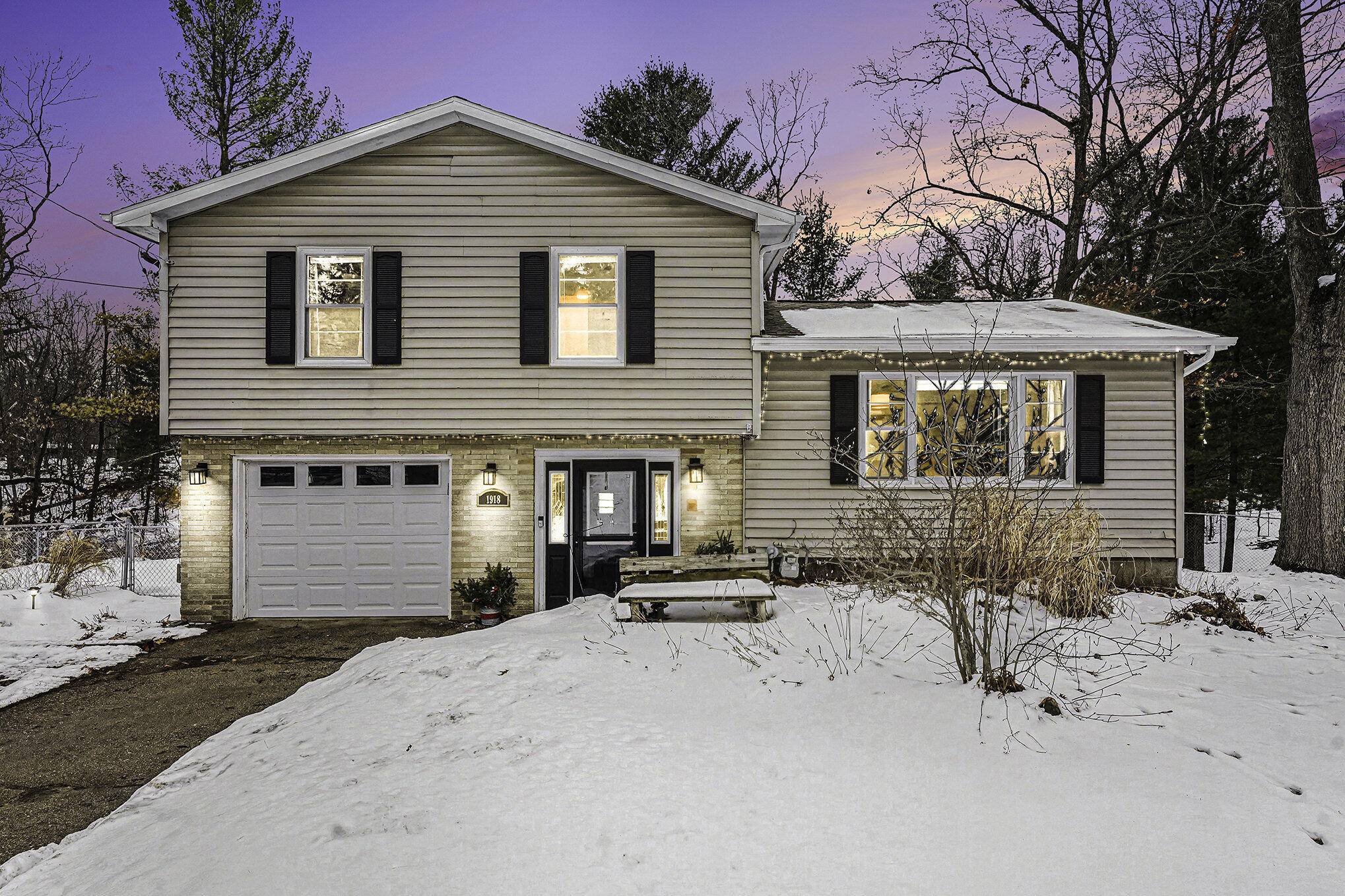 Whitehall, MI 49461,1918 S Mears AVE