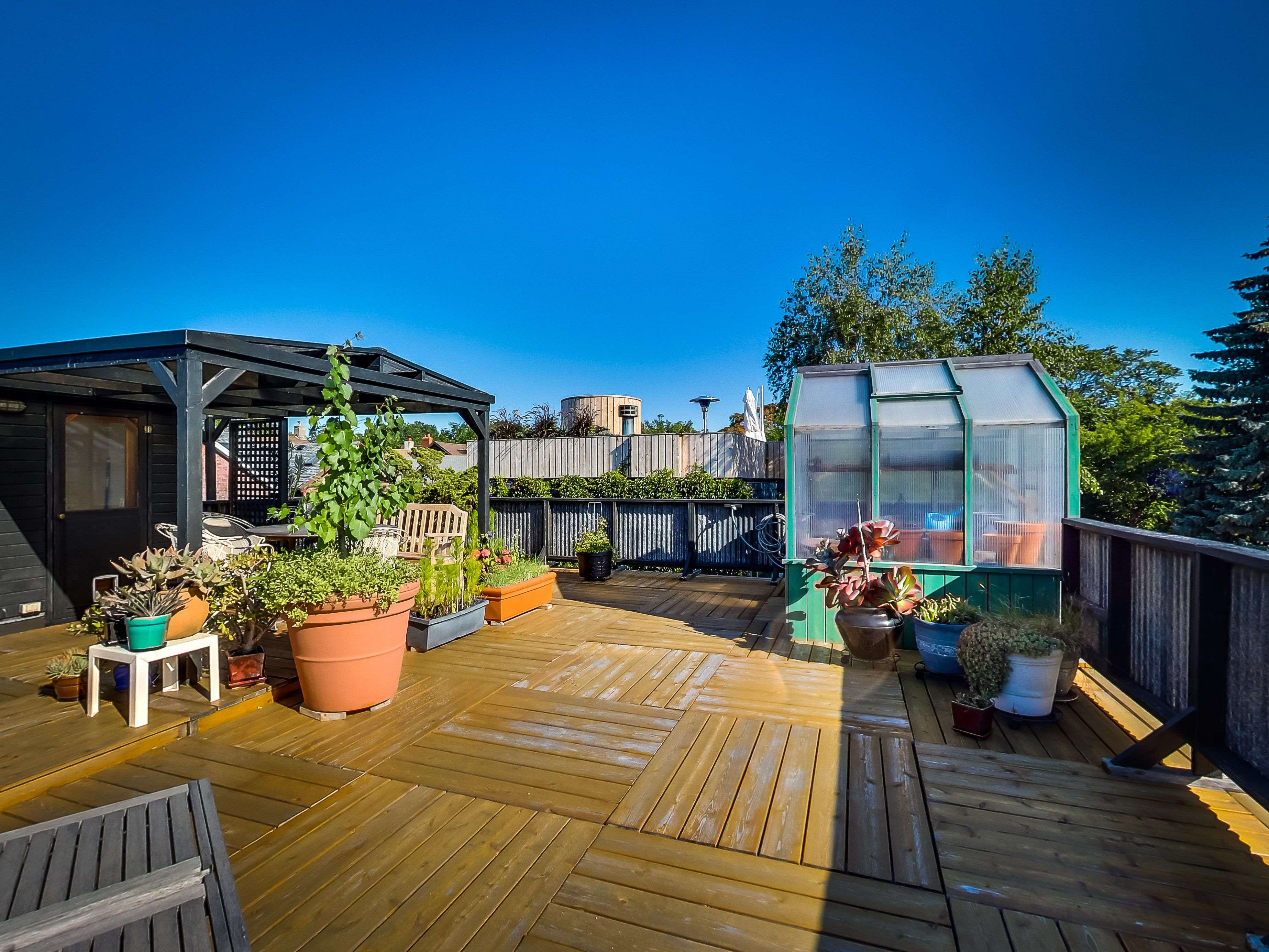 Toronto C01, ON M5S 2N9,50 Croft ST