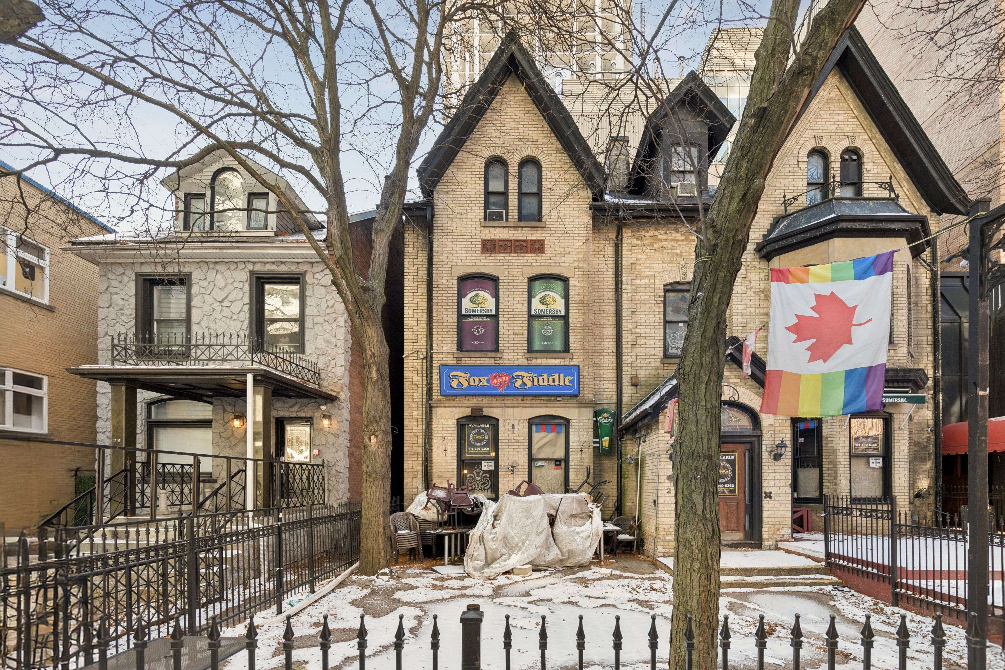 Toronto C08, ON M4Y 1G7,27 Wellesley ST E