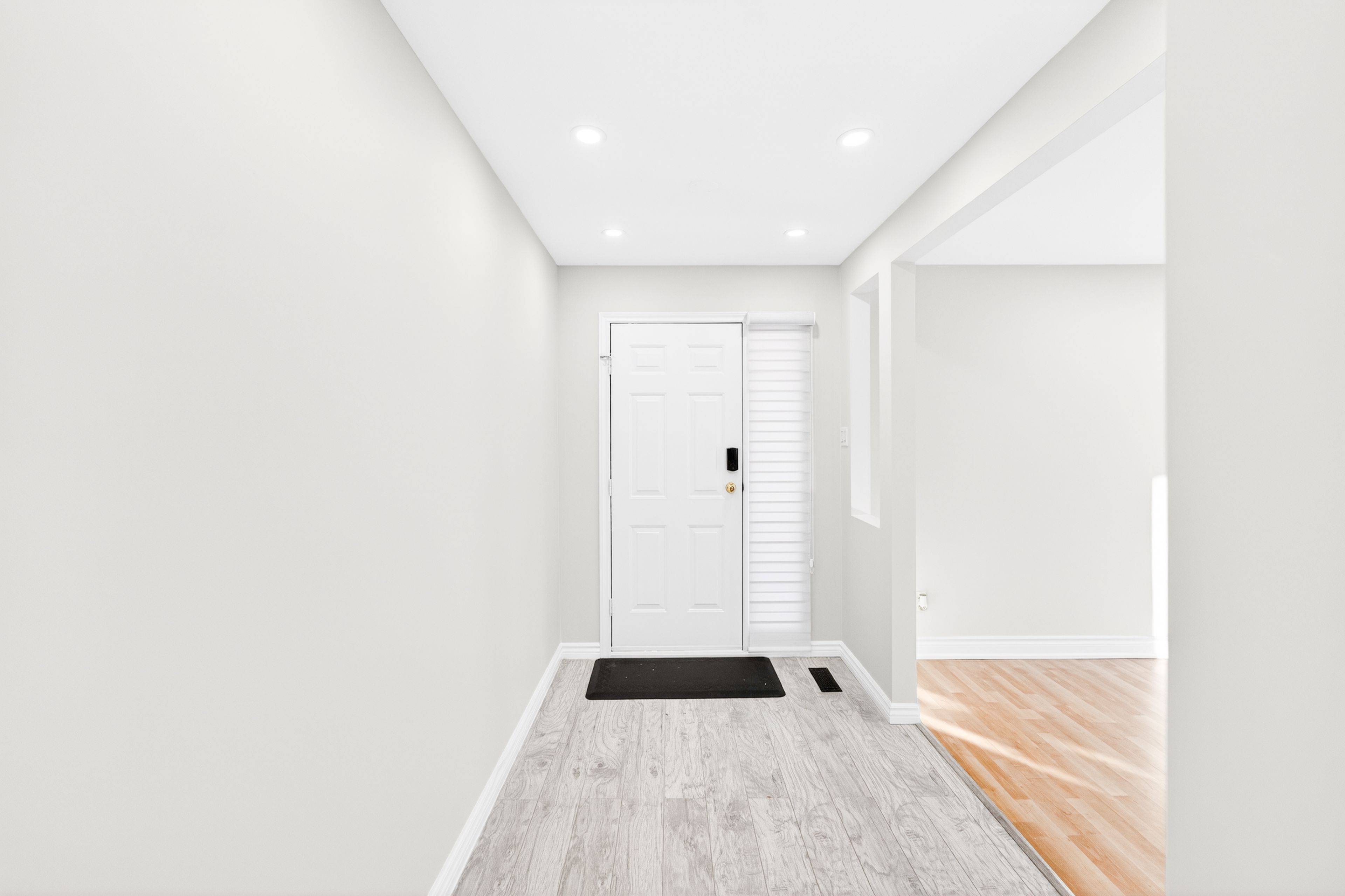 Toronto E11, ON M1B 2V2,138 John Tabor TRL