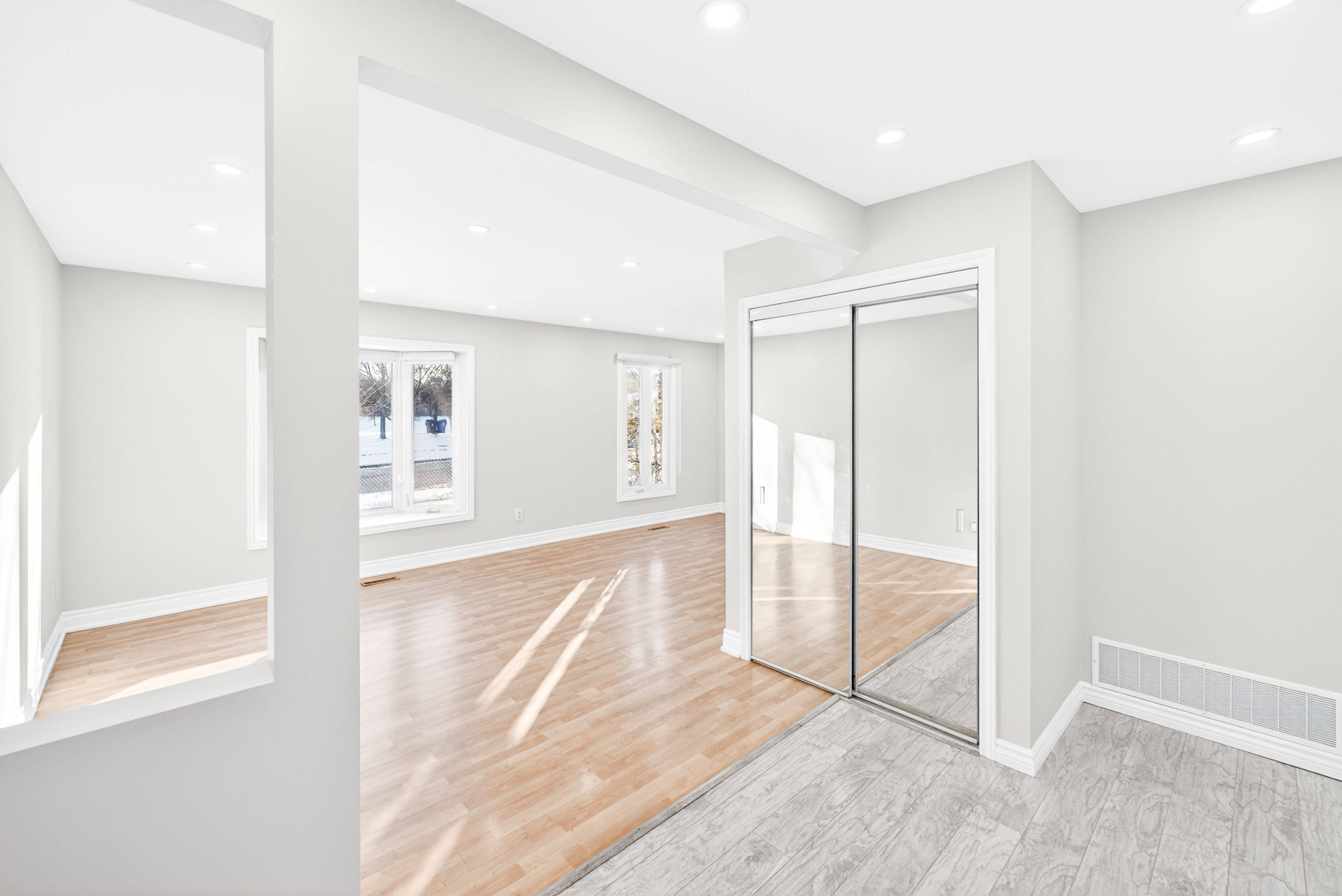 Toronto E11, ON M1B 2V2,138 John Tabor TRL