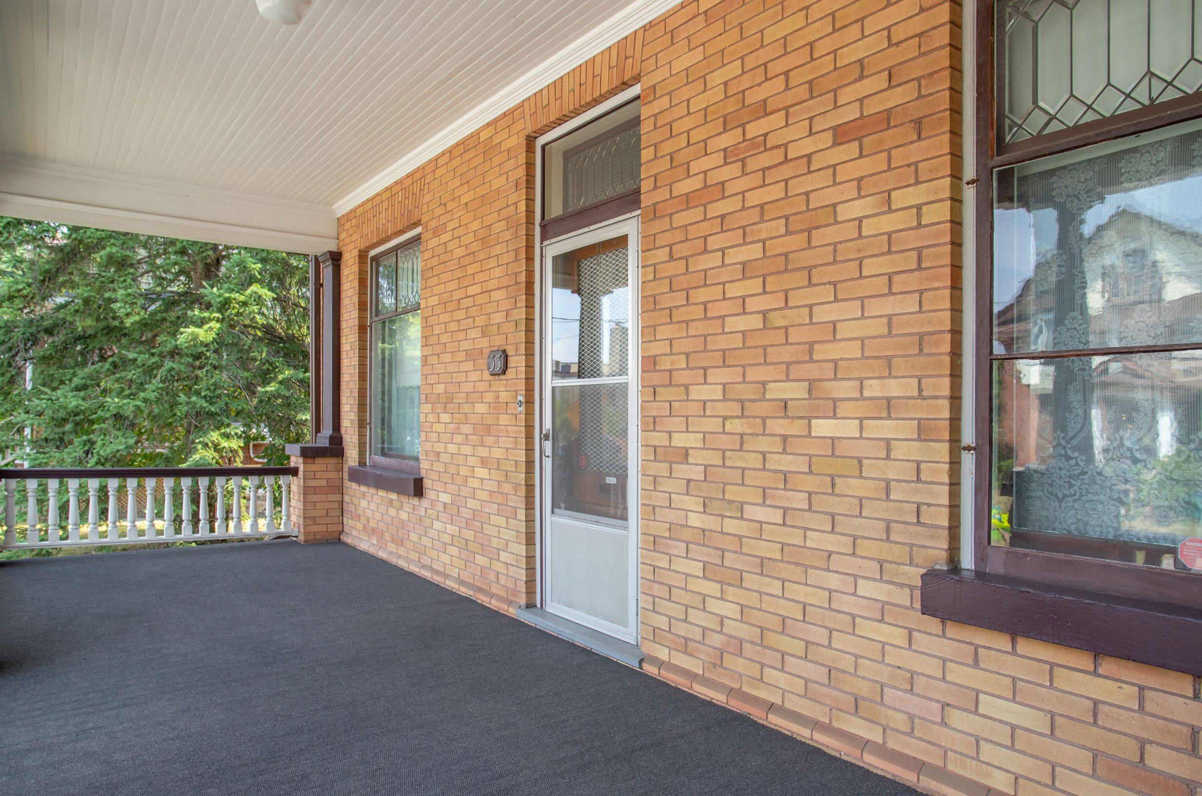 Oshawa, ON L1H 2L7,33 Fairbanks ST