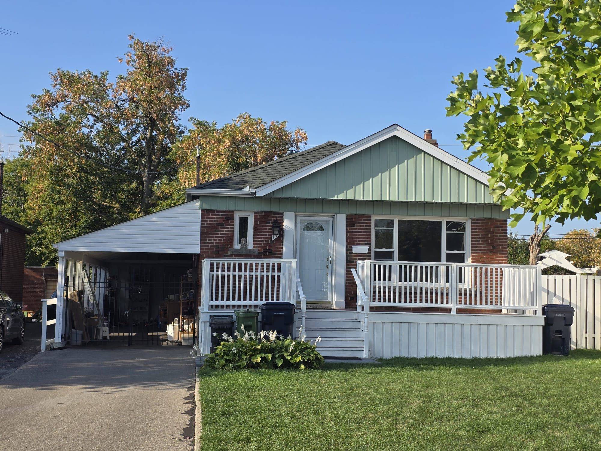 Toronto E04, ON M1R 3W8,15 Princemere CRES