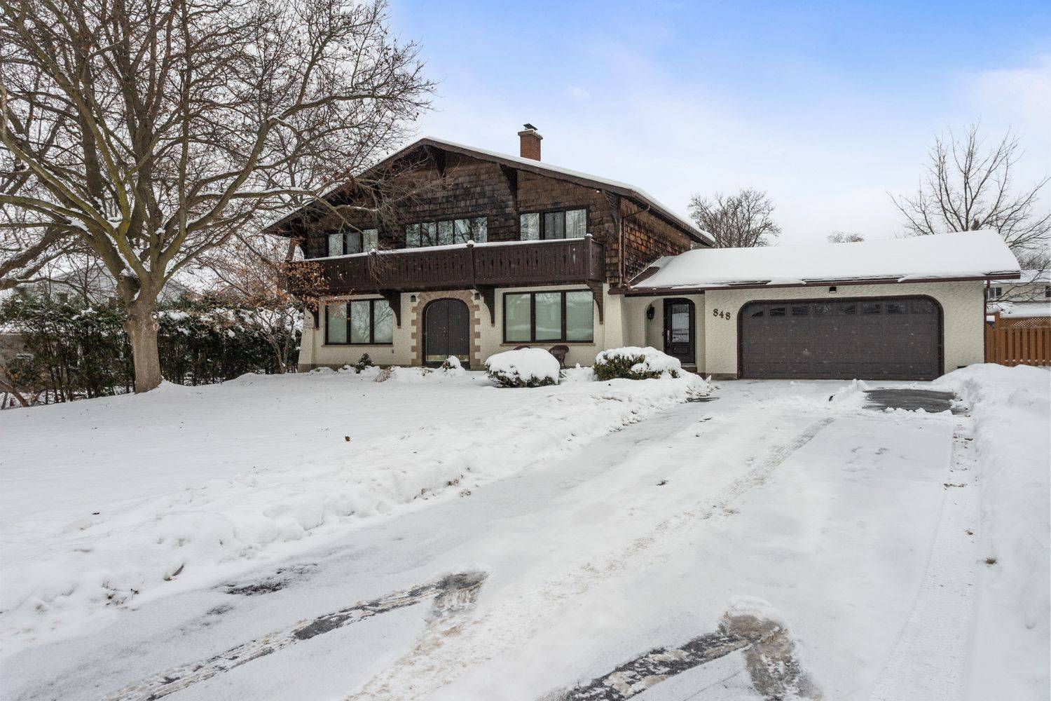 Oshawa, ON L1K 2A9,848 Swiss HTS