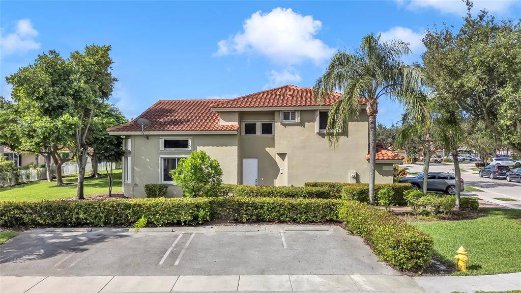 Coral Springs, FL 33076,12502 NW 56th St #12502