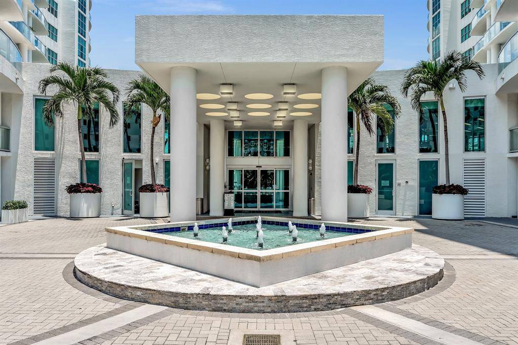 Aventura, FL 33180,3131 NE 188th Street #2-1201