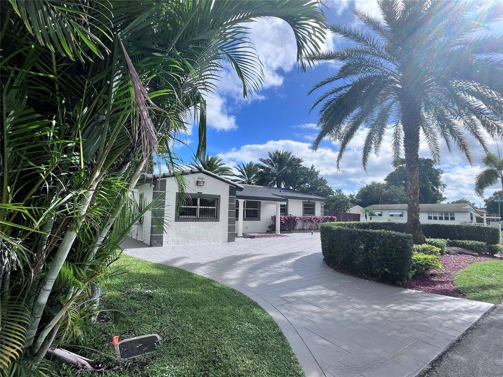 Hollywood, FL 33020,1425 S 25th Ave