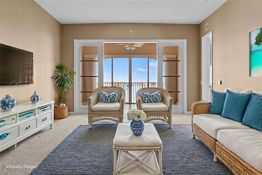 Fort Pierce, FL 34949,20 Harbour Isle Dr #PH02