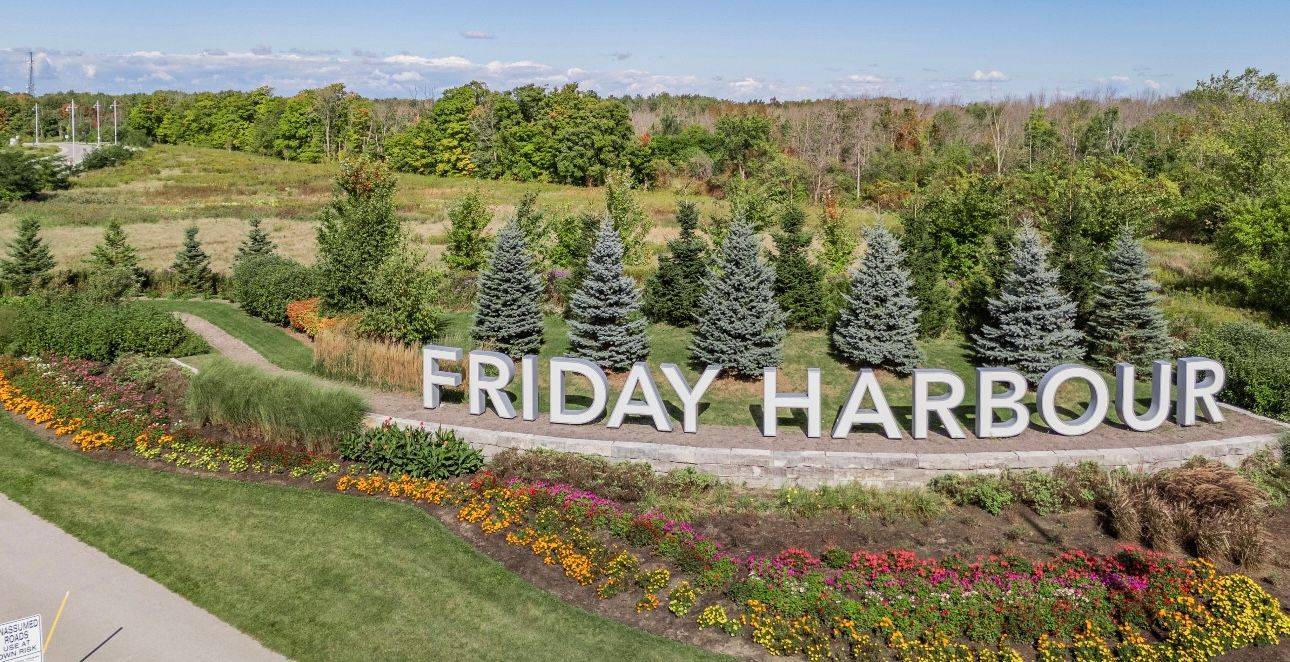 Innisfil, ON L9S 0M6,303 Broward WAY #98