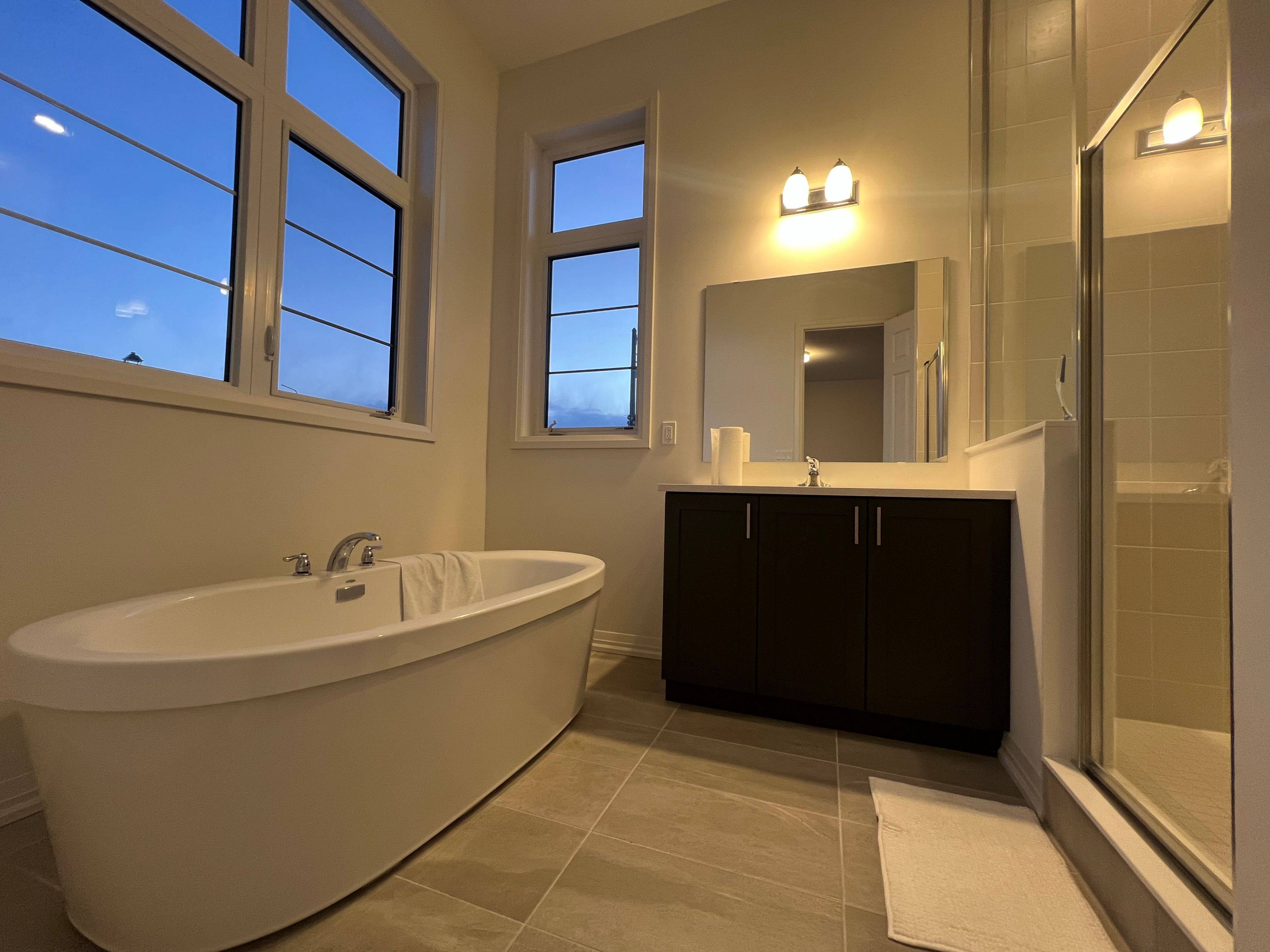 Adjala-tosorontio, ON L0G 1W0,1 Mayapple ST