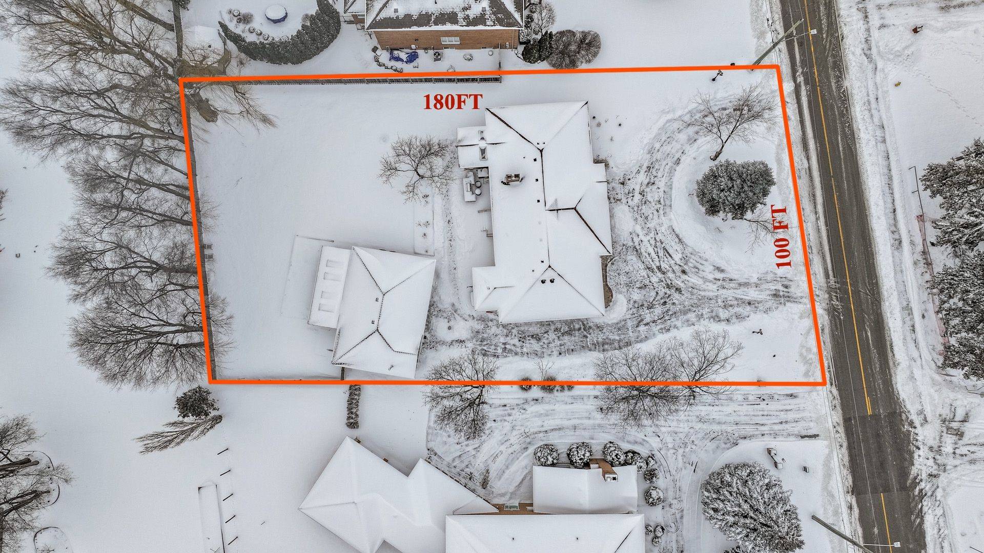 Markham, ON L3R 8G2,85 Lee AVE #Upper