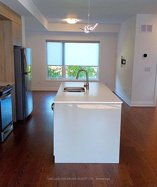 Richmond Hill, ON L4E 1L3,20 Persica ST