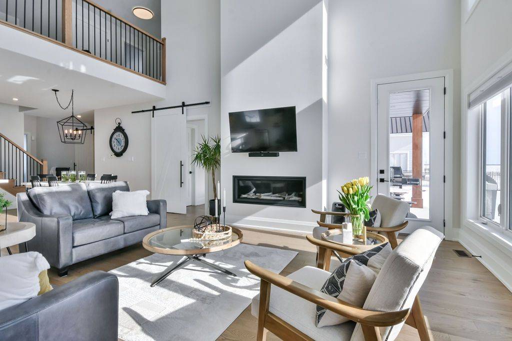 Tay, ON L0K 1R0,53 Dock LN #27