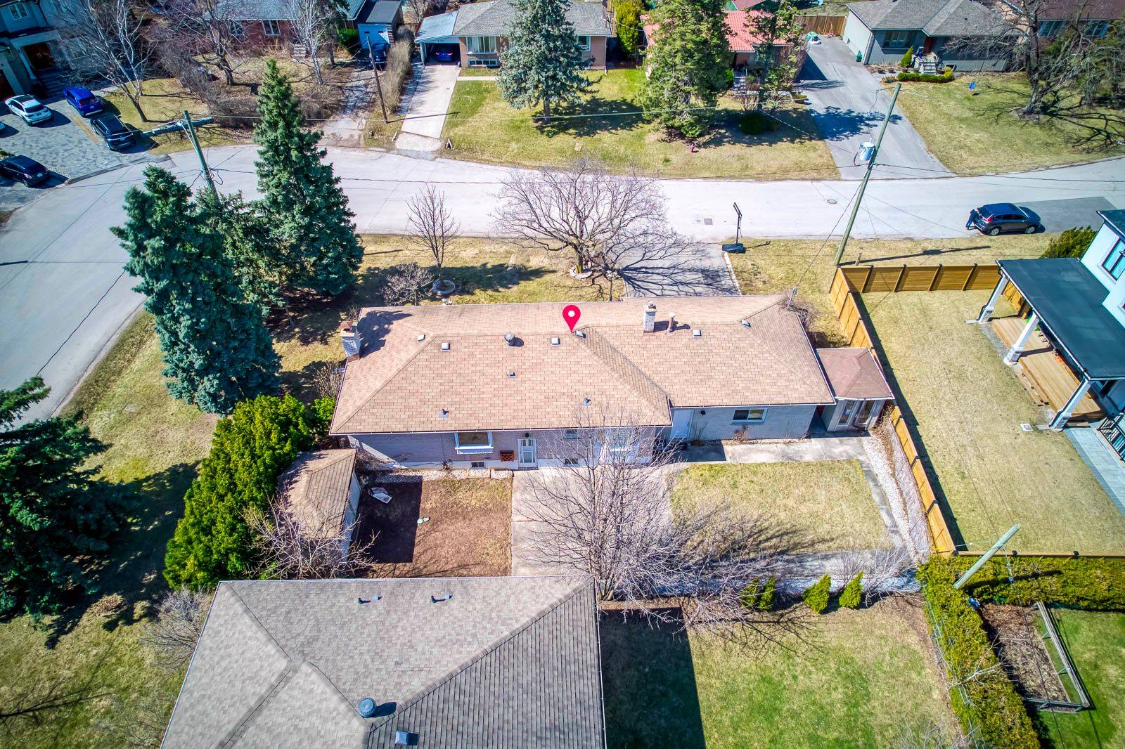 Oakville, ON L6L 4H2,577 Trudale CT