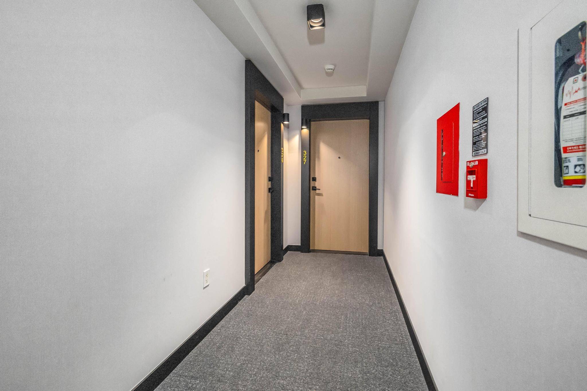 Toronto W08, ON M8Z 0G5,36 Zorra ST #326