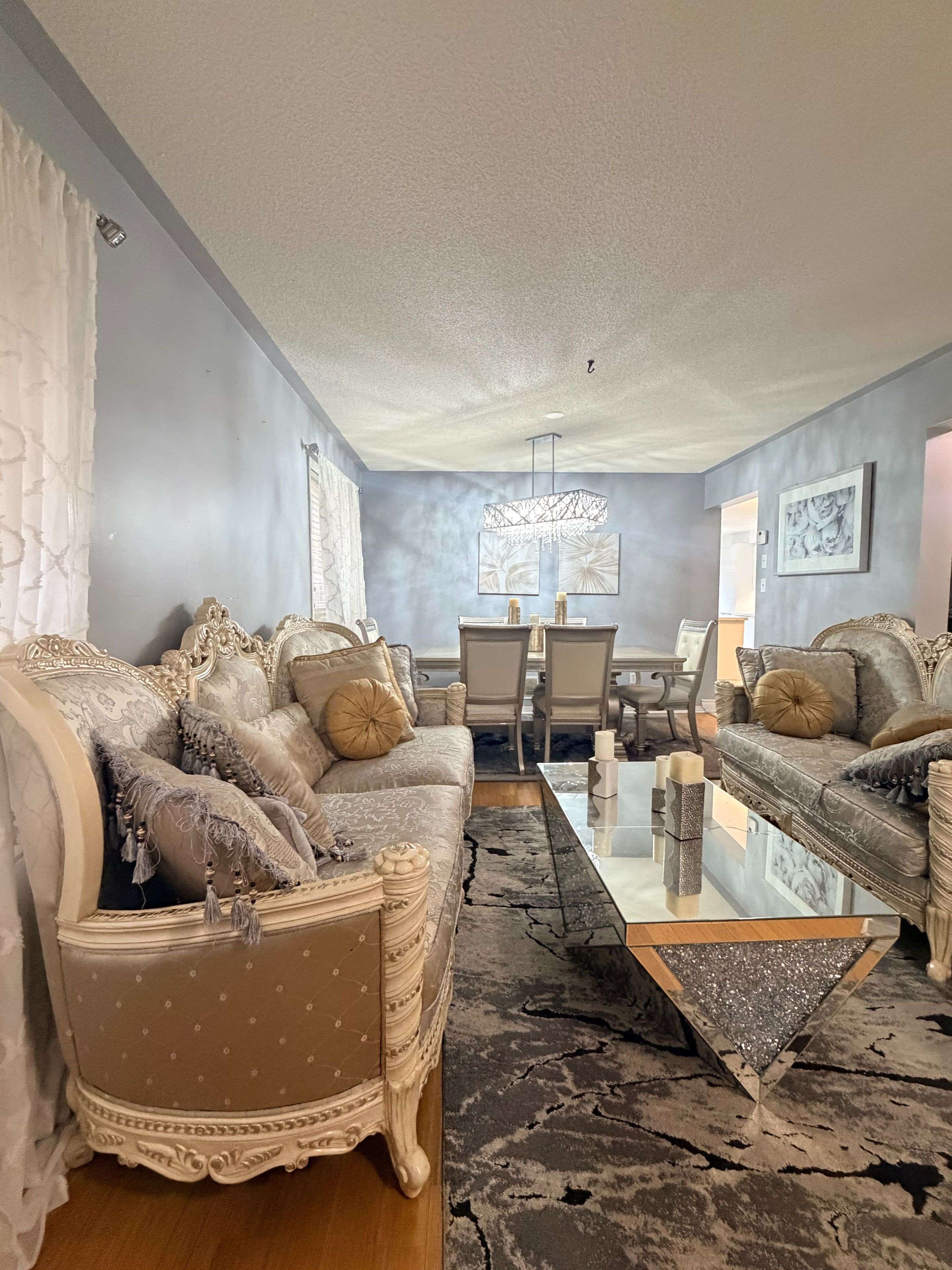 Brampton, ON L7A 3J2,23 Capistro ST