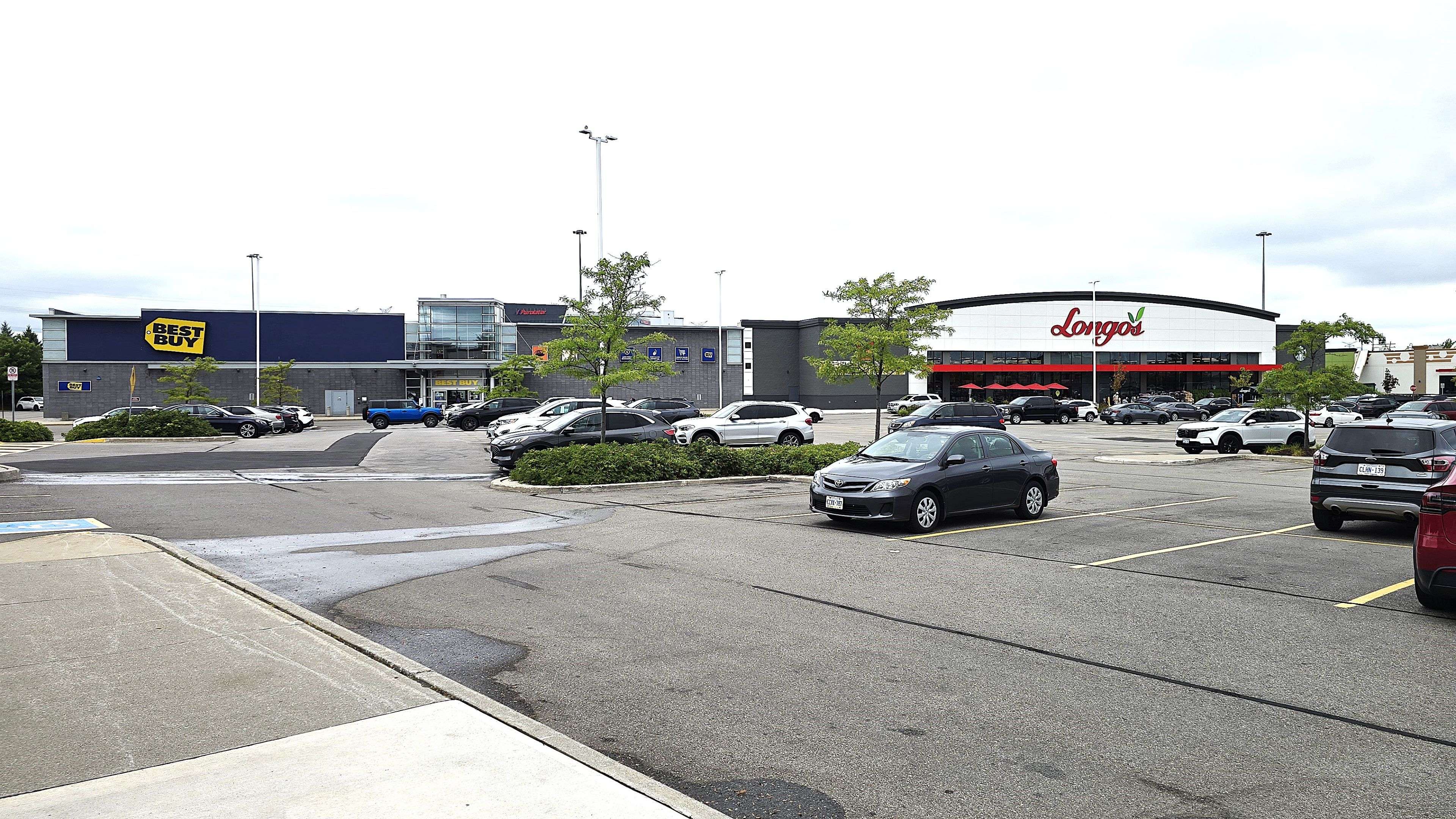 Mississauga, ON L5N 0A2,2969 Argentia RD #5