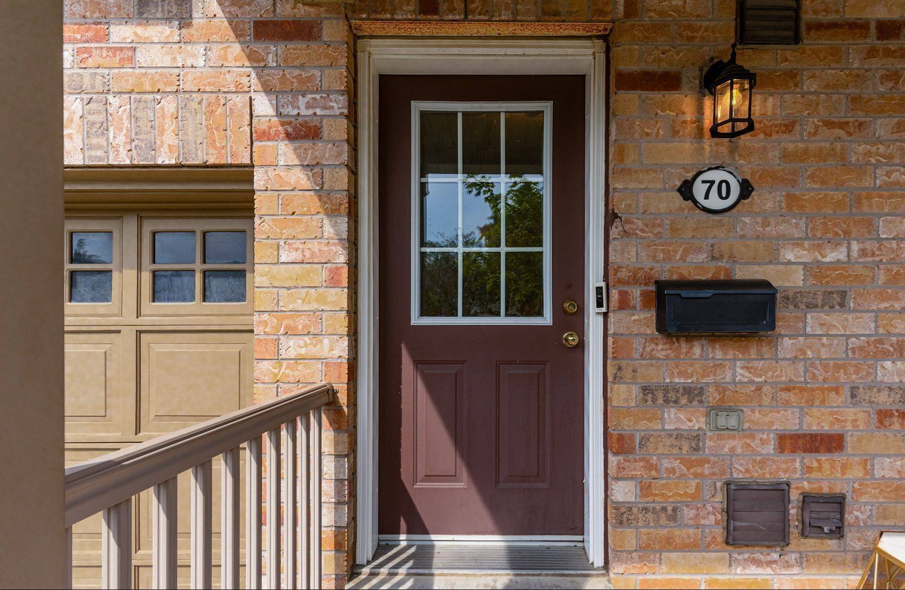 Mississauga, ON L5M 0A5,3950 Erin Centre BLVD #70