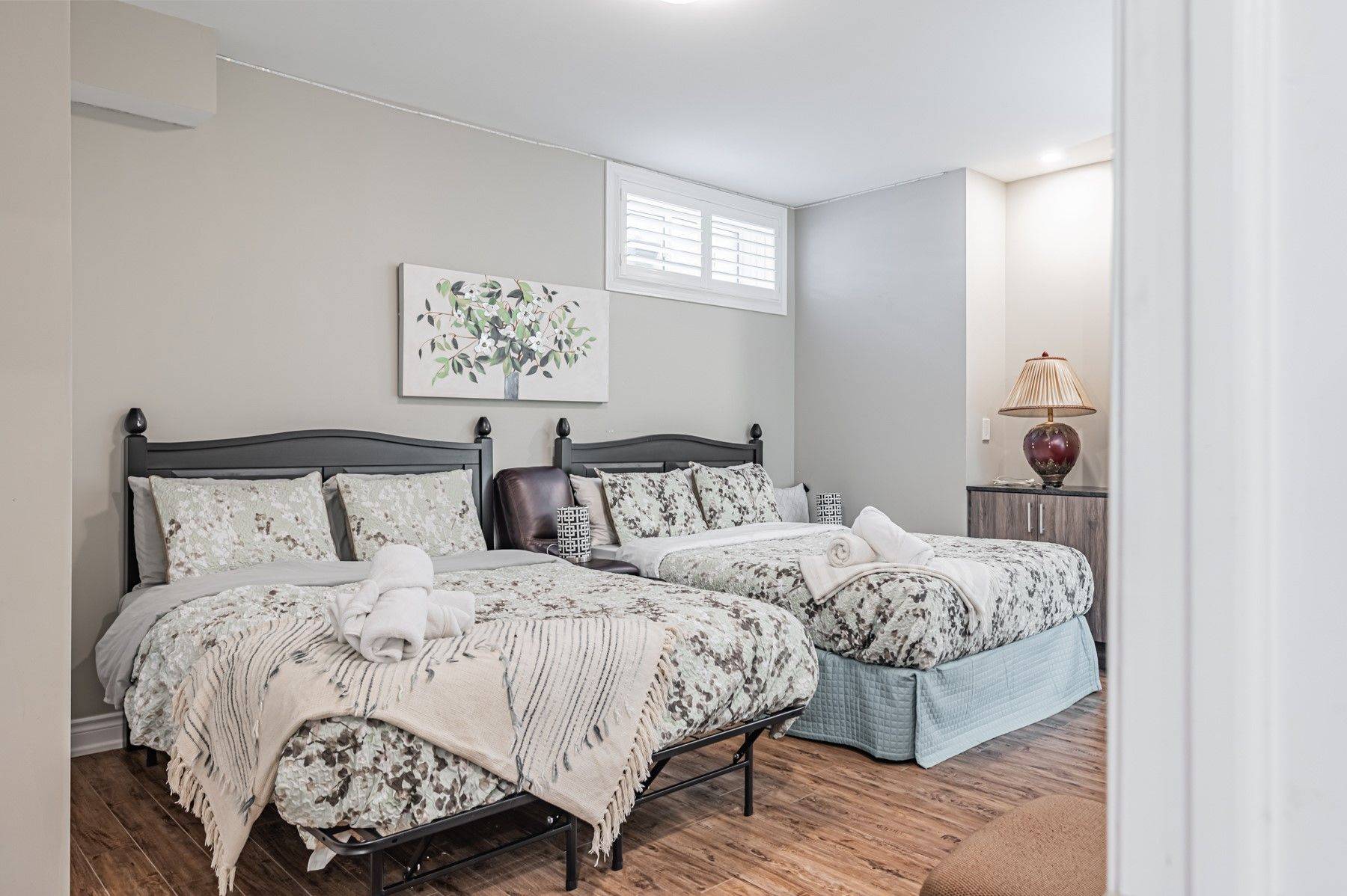 Mississauga, ON L5A 2P1,2379 Cliff RD #Basement