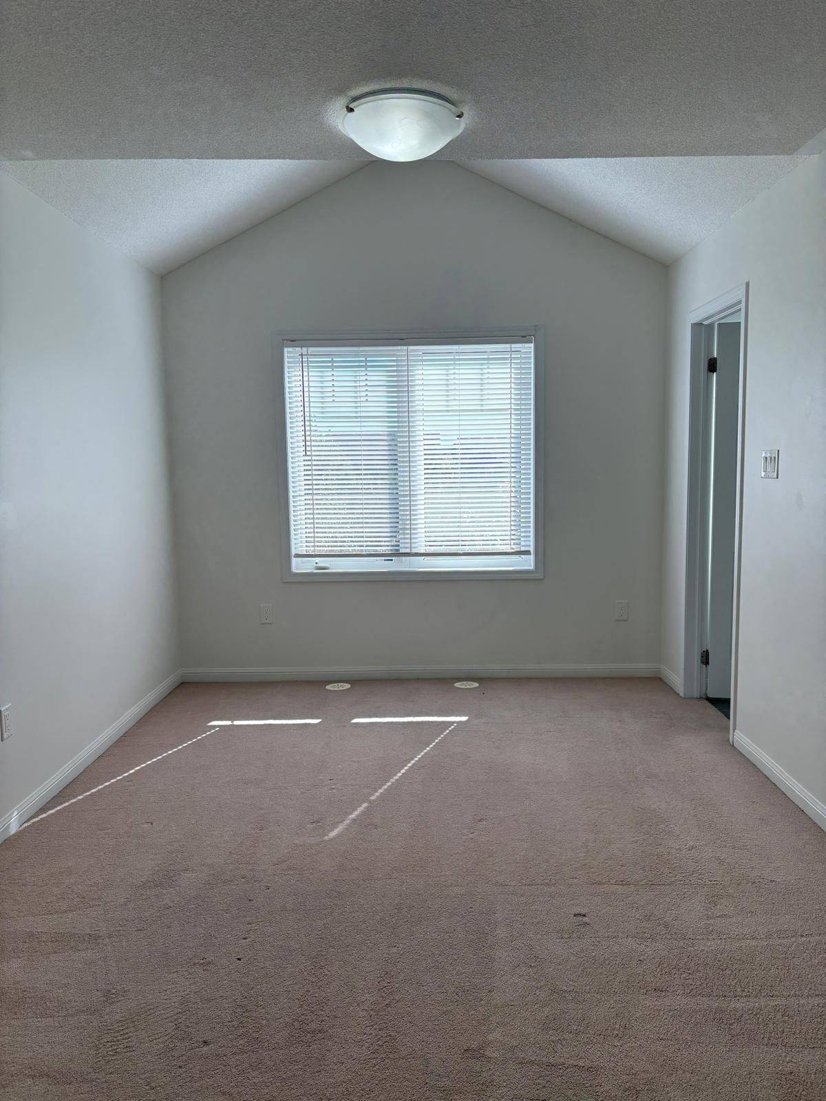 Milton, ON L9T 8L6,6020 Derry RD #52