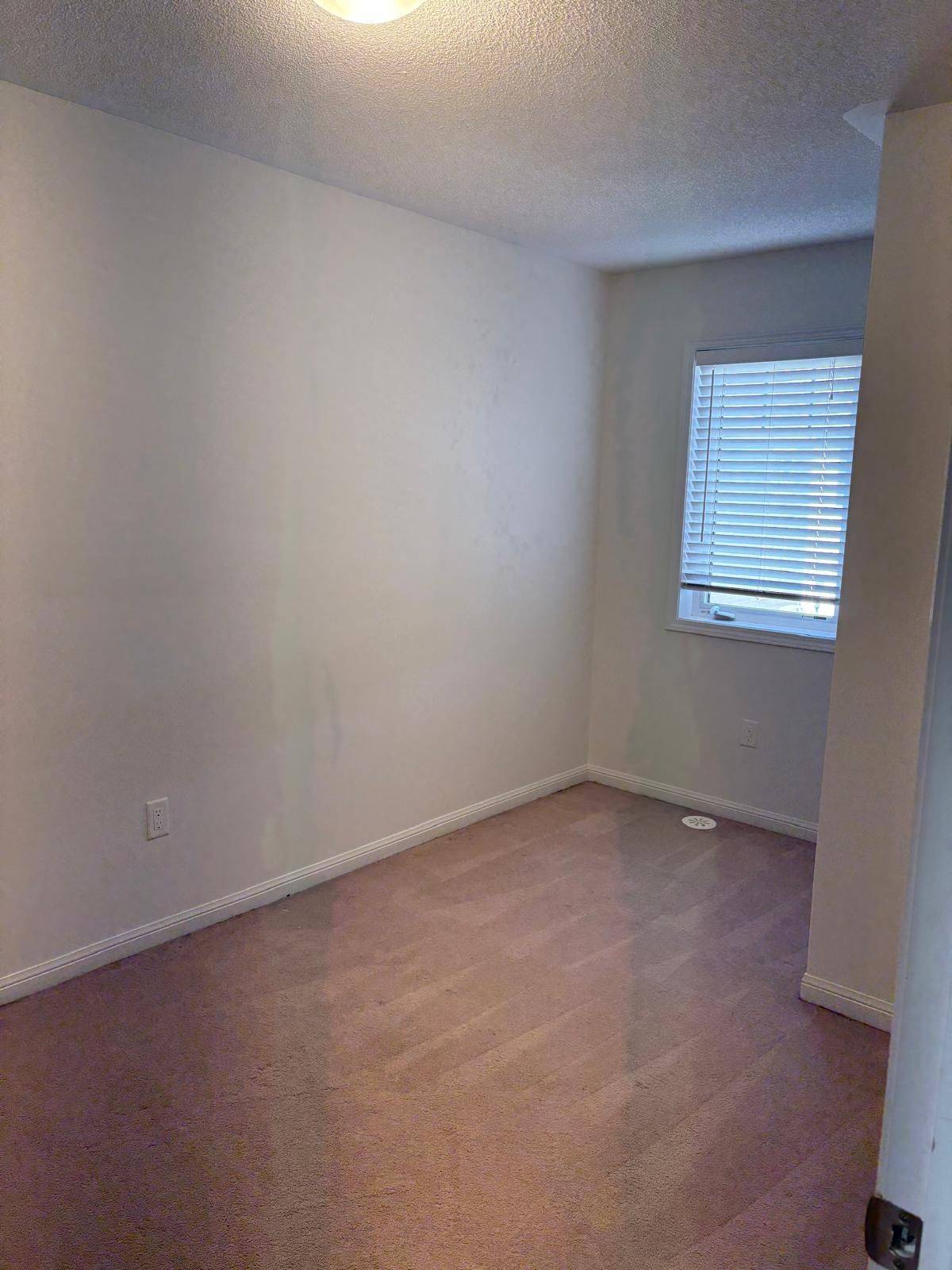 Milton, ON L9T 8L6,6020 Derry RD #52