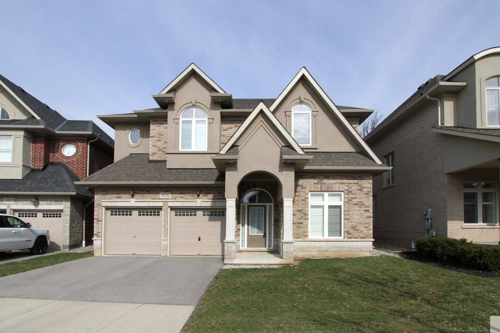 Oakville, ON L6M 0N4,486 Hidden TRL