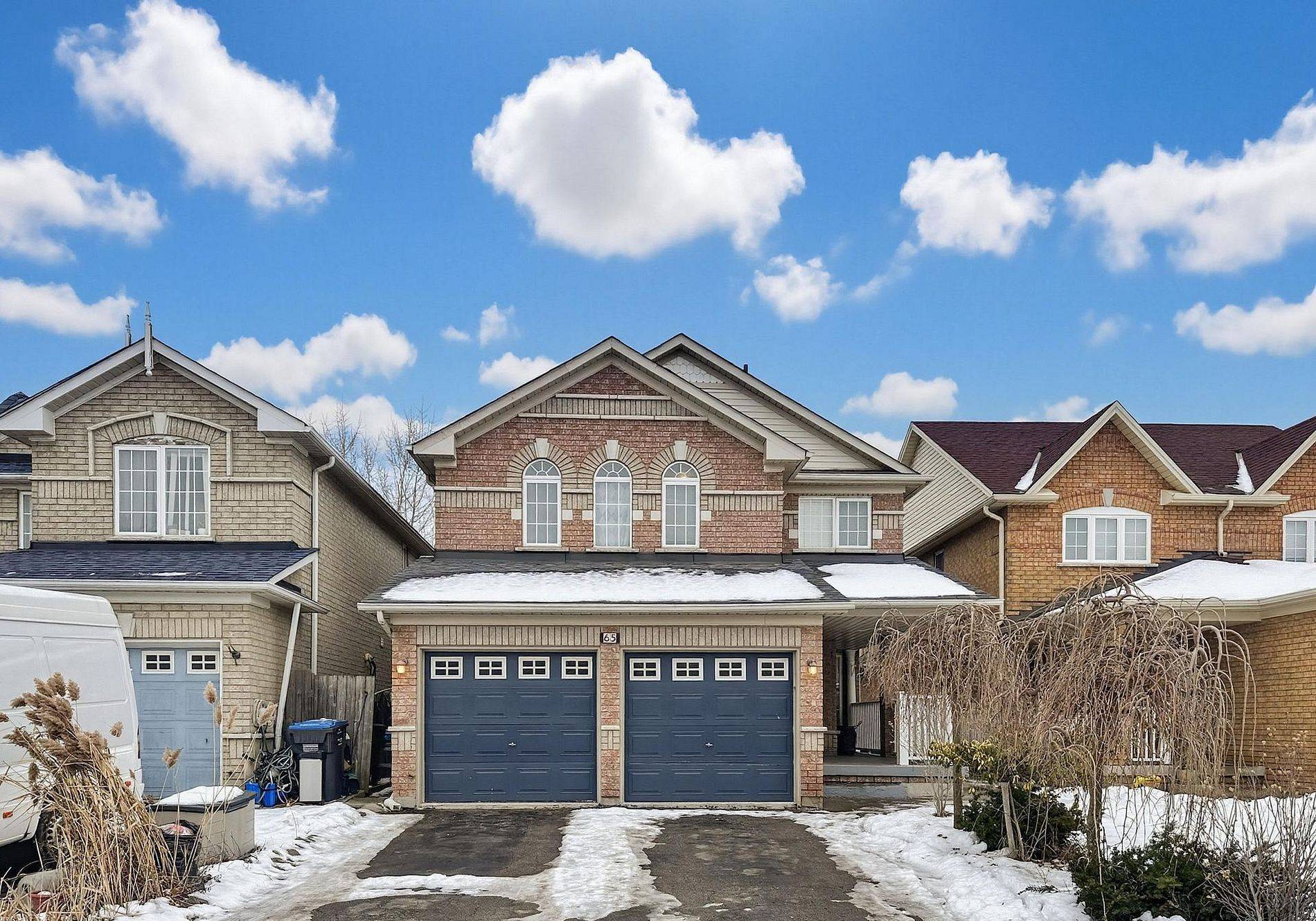 Brampton, ON L6X 5C3,65 Vintage Gate