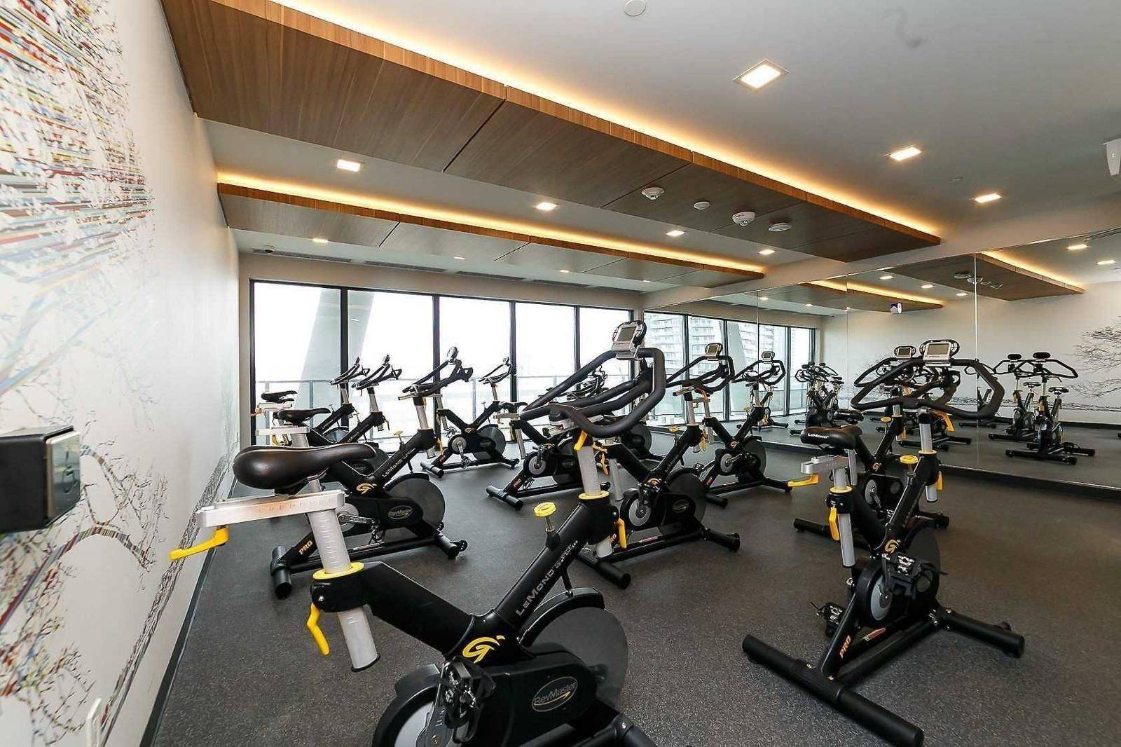 Toronto W06, ON M8V 0A1,20 Shore Breeze DR #3406