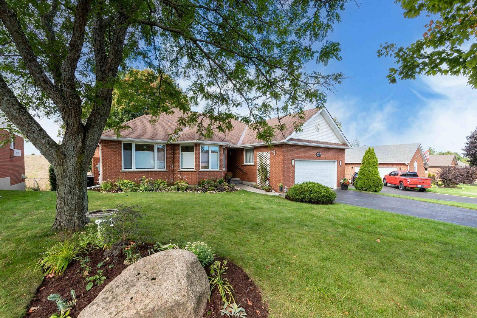 Guelph/eramosa, ON N0B 2K0,137 Lou's BLVD