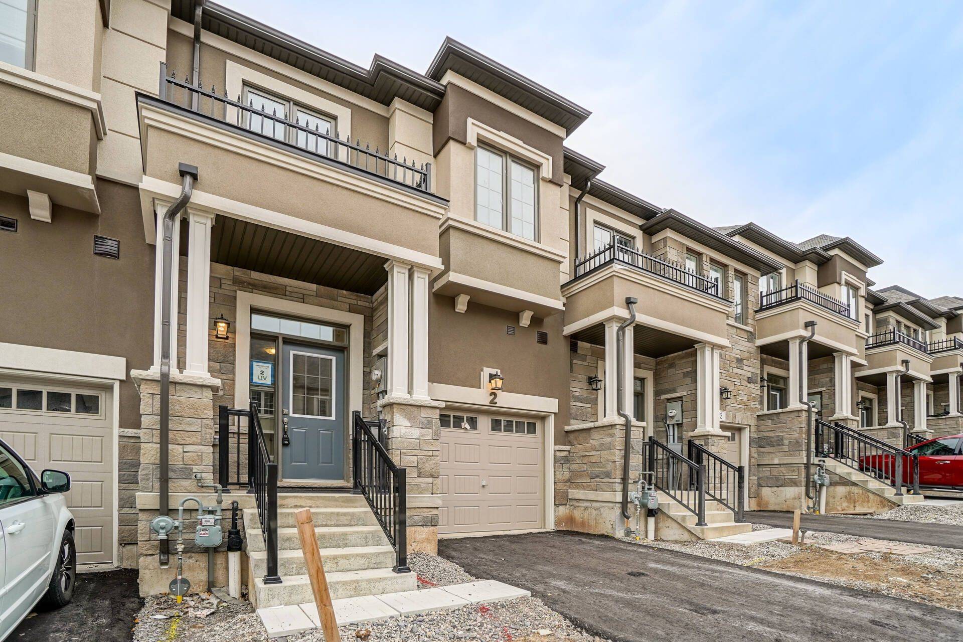 Hamilton, ON L9G 3K9,515 Garner RD #2