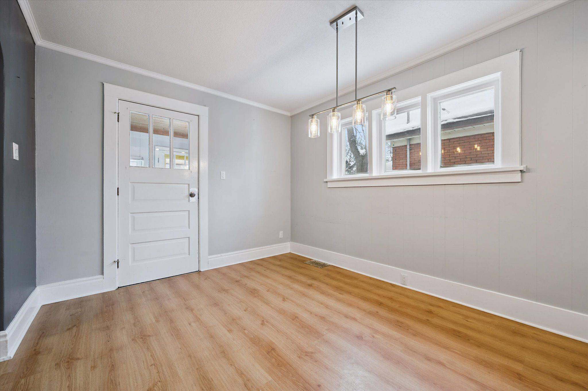 Waterloo, ON N2J 1K7,70 George ST