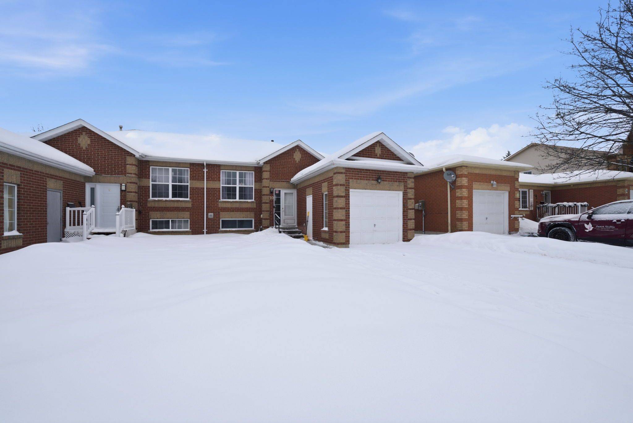 Kawartha Lakes, ON K9V 6E2,10 Flavelle CRES