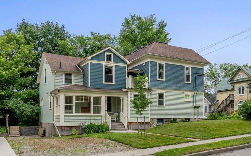 Waterloo, ON N2L 2Y8,14 Young ST W