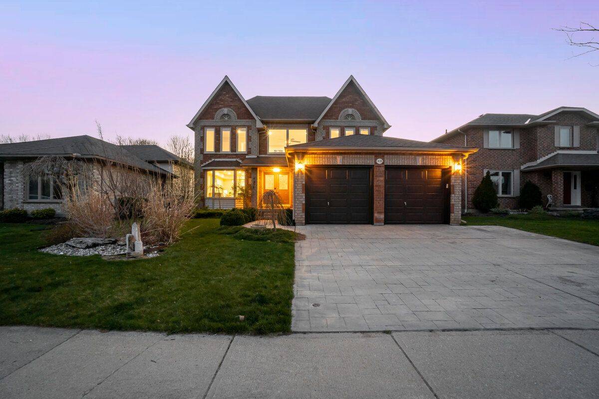 Strathroy-caradoc, ON N7G 4A8,418 Riverview DR