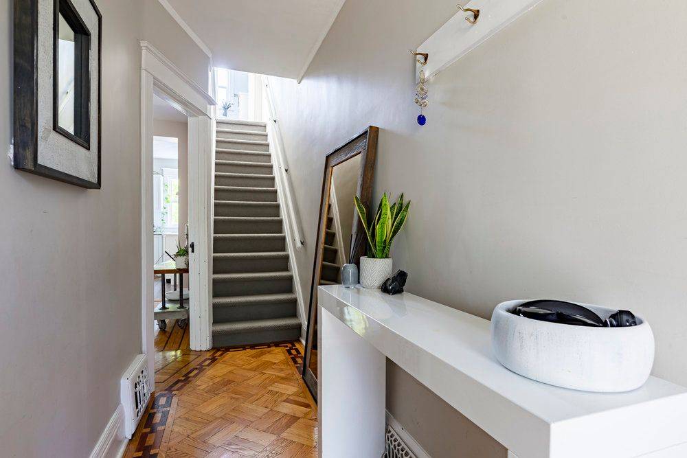 Hamilton, ON L8P 2B4,58 Chatham ST