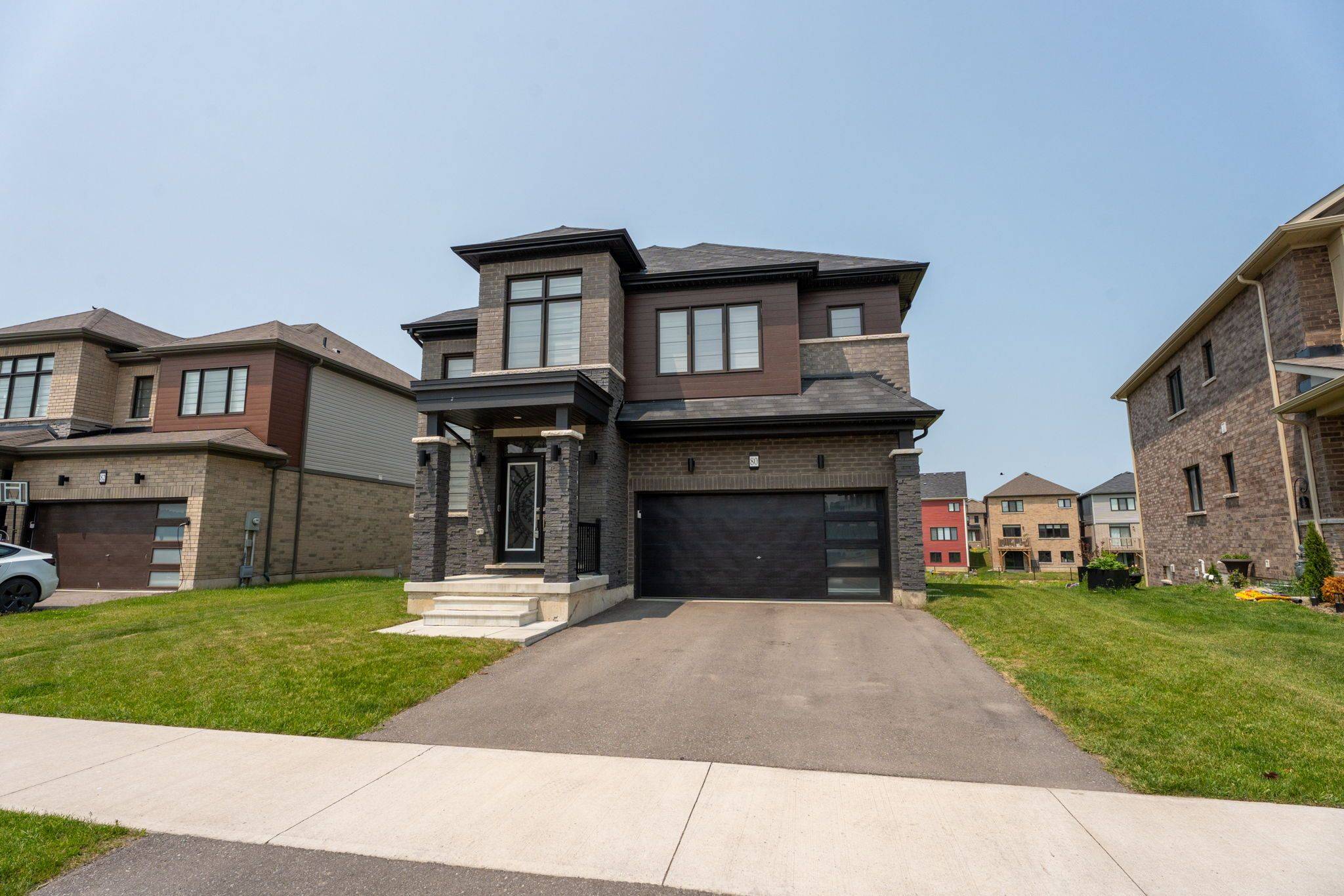 Thorold, ON L2V 0K3,80 Explorer WAY