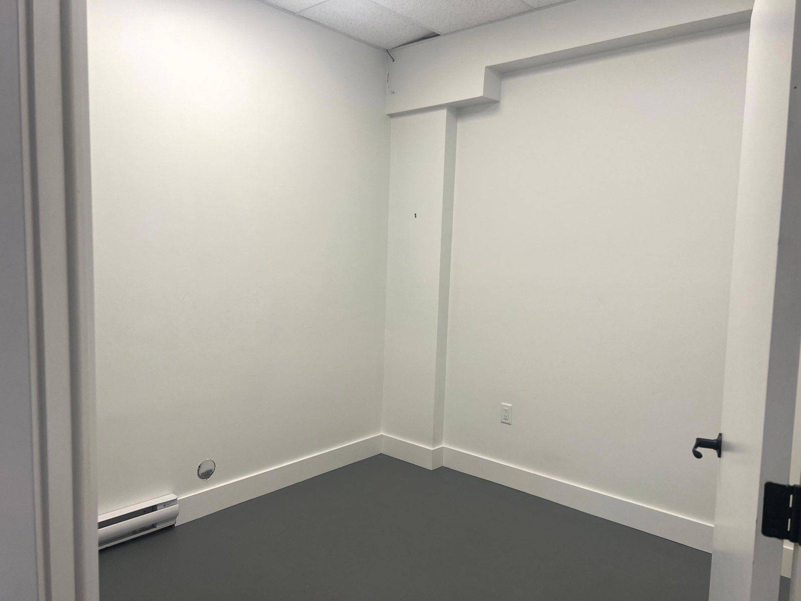 Dysart Et Al, ON K0M 1S0,83 MAPLE AVE #9