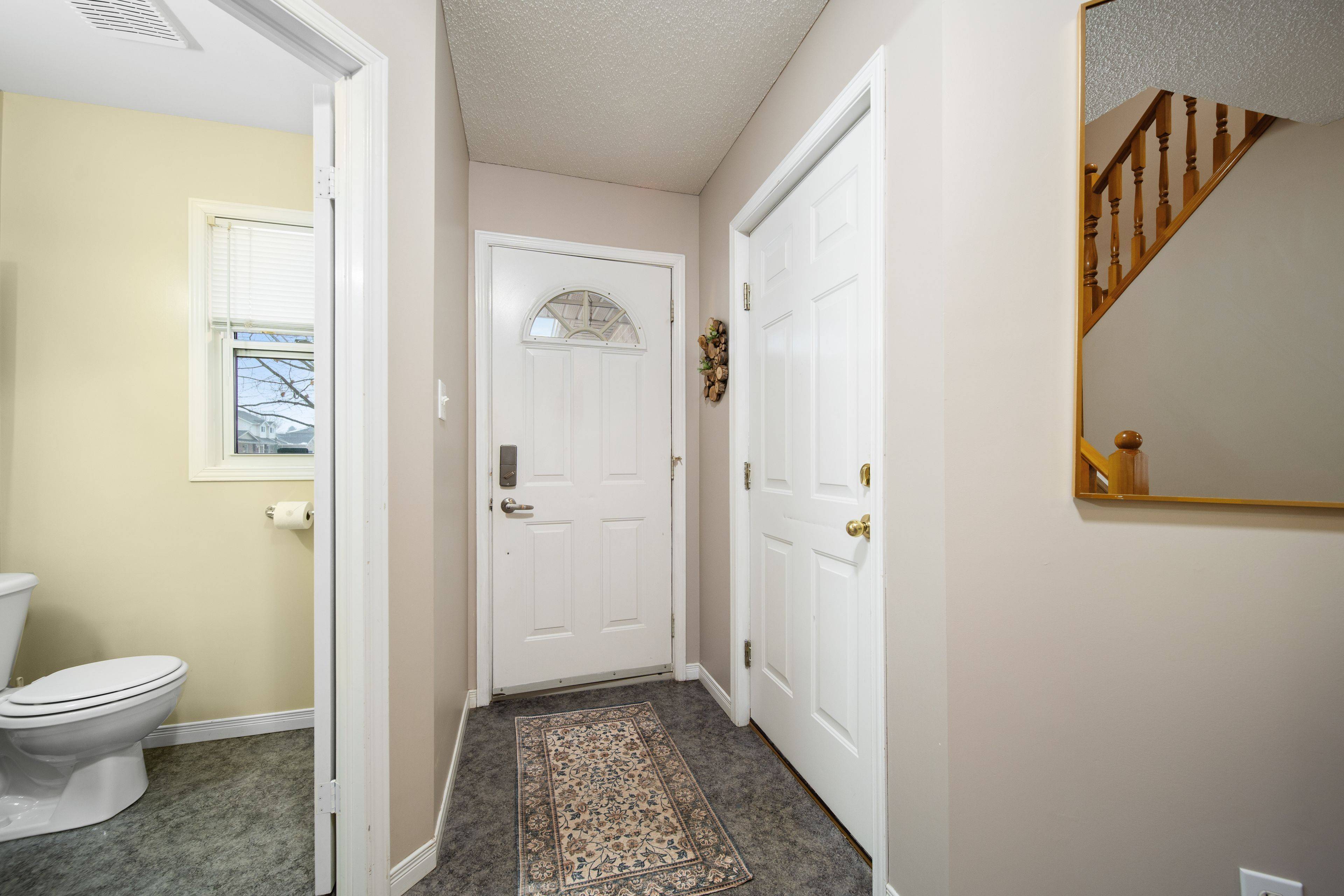 St. Thomas, ON N5R 6C3,382 Chestnut ST