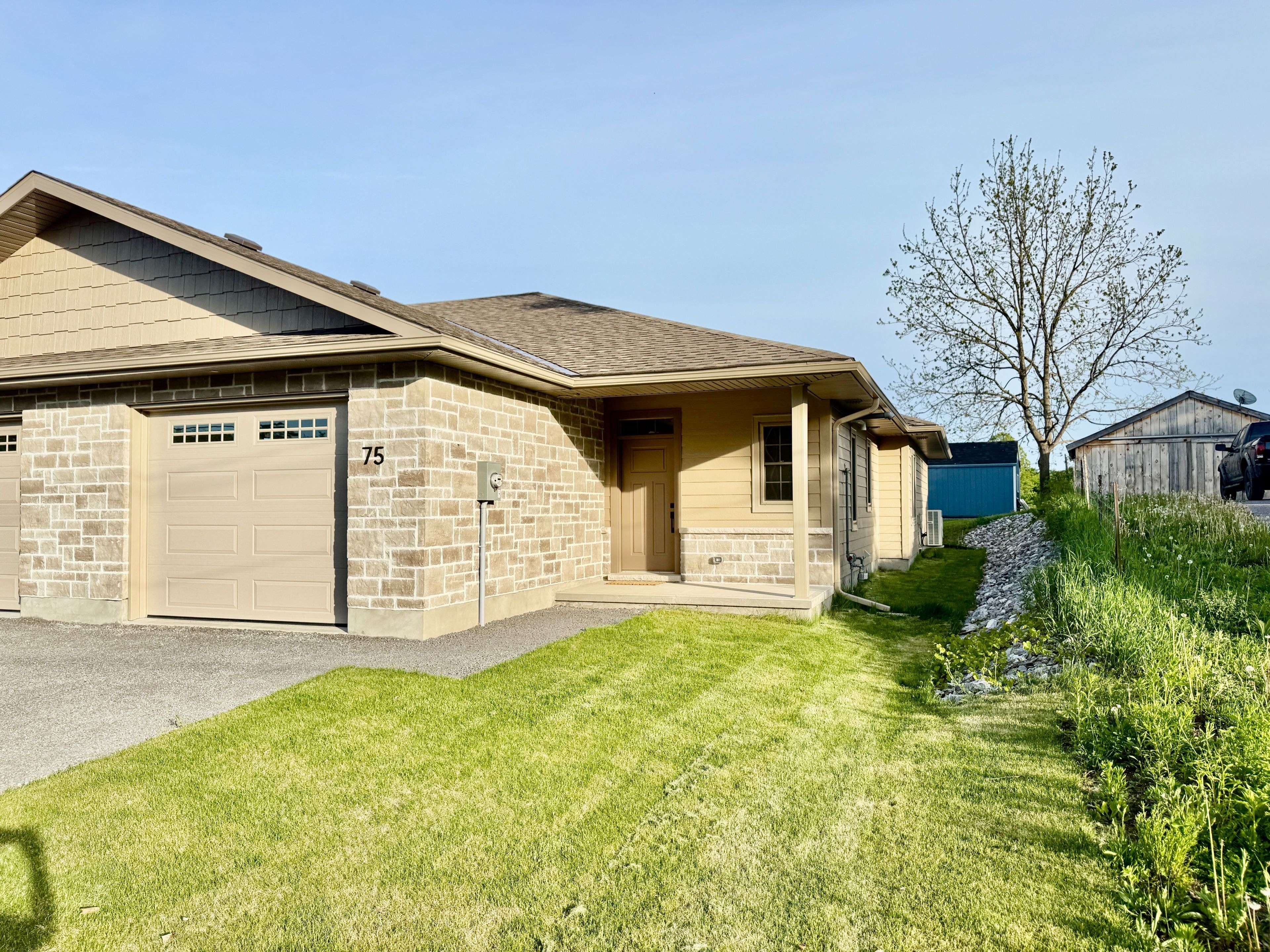 Centre Hastings, ON K0K 2K0,75 Seymour ST W