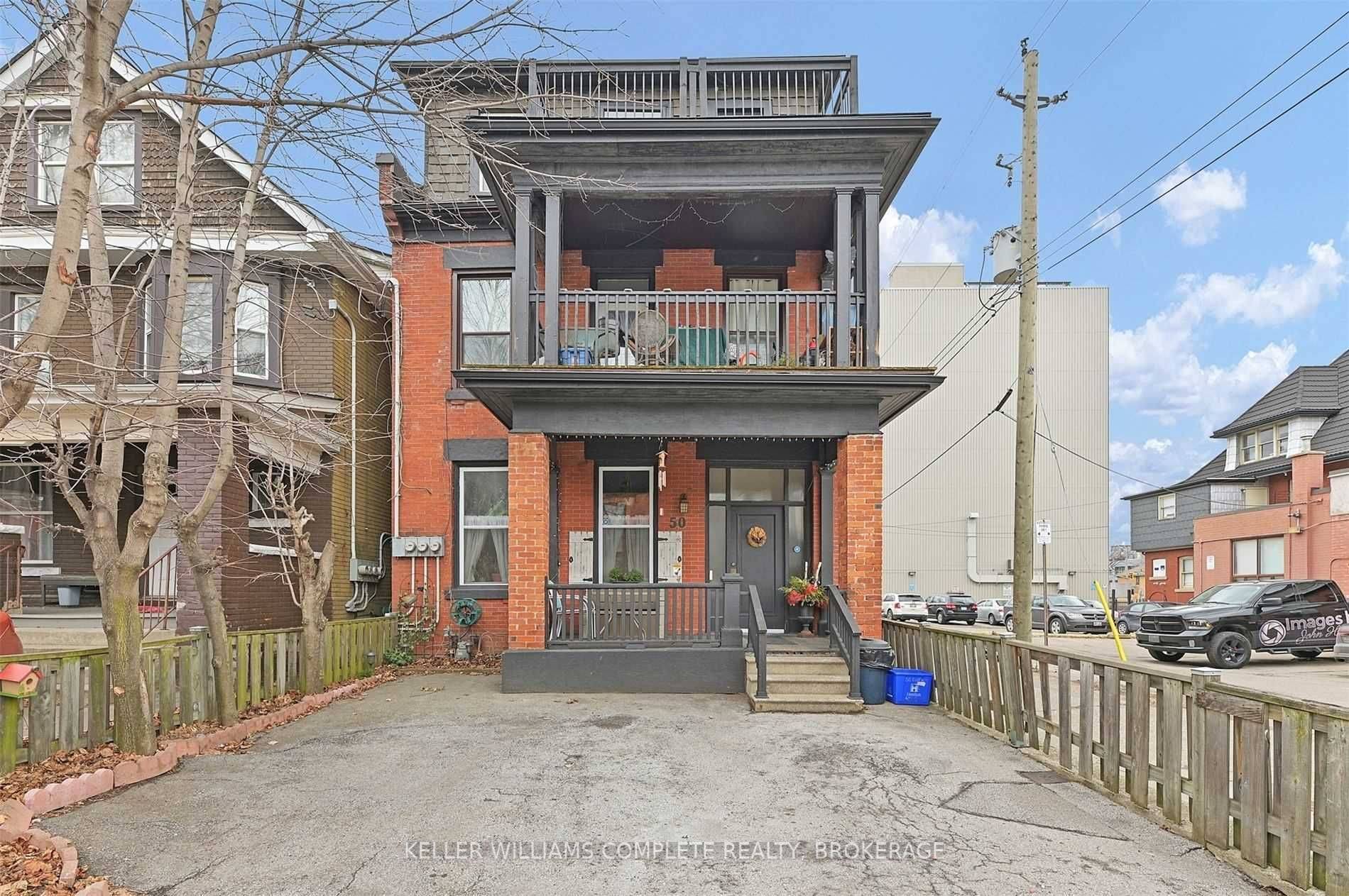 Hamilton, ON L8N 2T4,50 East AVE S #3