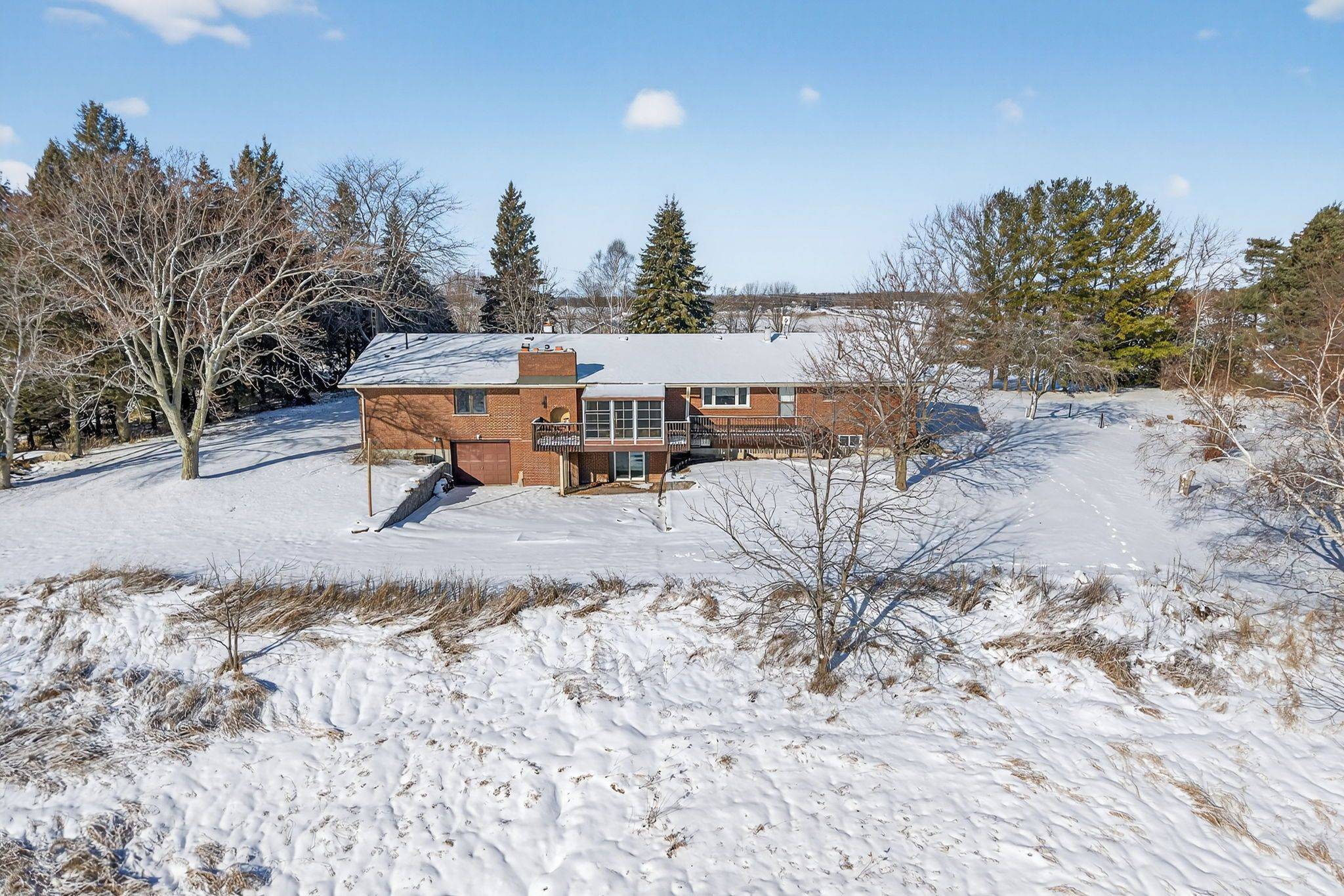 Greater Napanee, ON K0H 1G0,1647 Galt ST