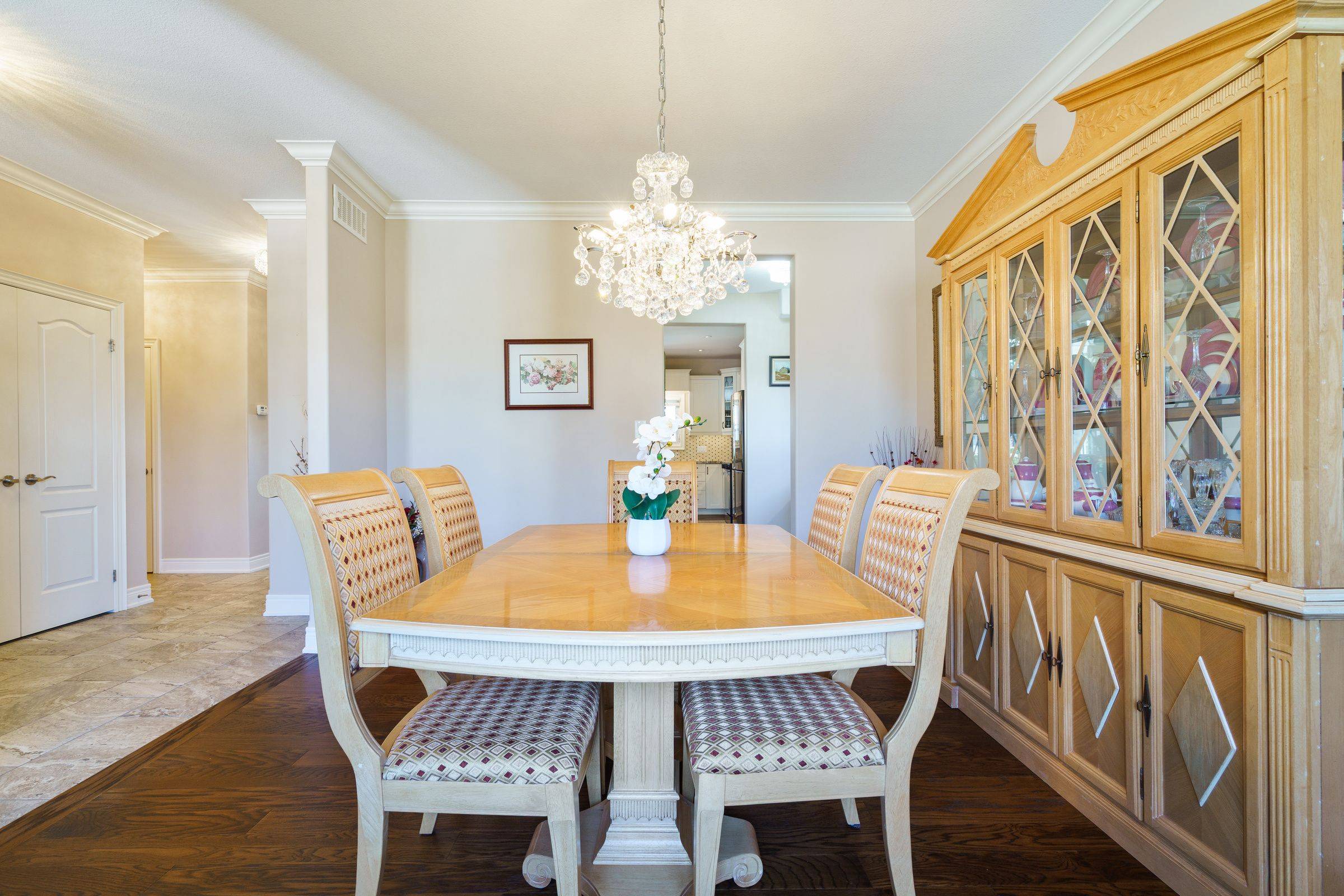 Niagara Falls, ON L2H 0M8,8952 BLACK FOREST CRES