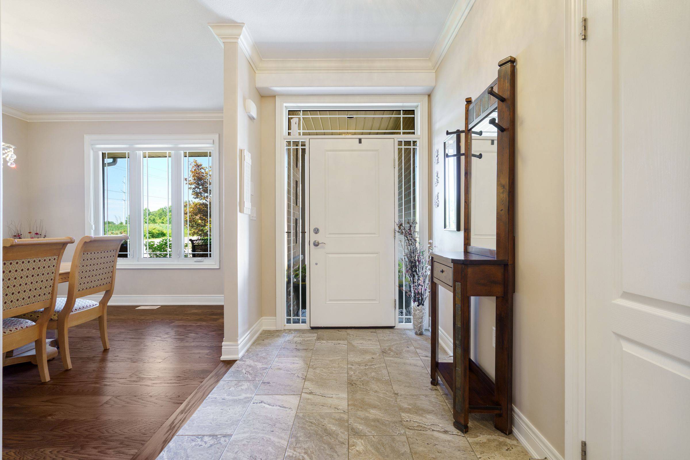 Niagara Falls, ON L2H 0M8,8952 BLACK FOREST CRES