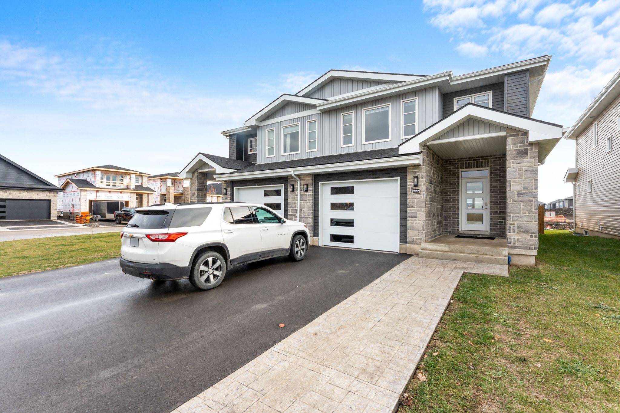 Loyalist, ON K7N 0E9,229 Superior DR