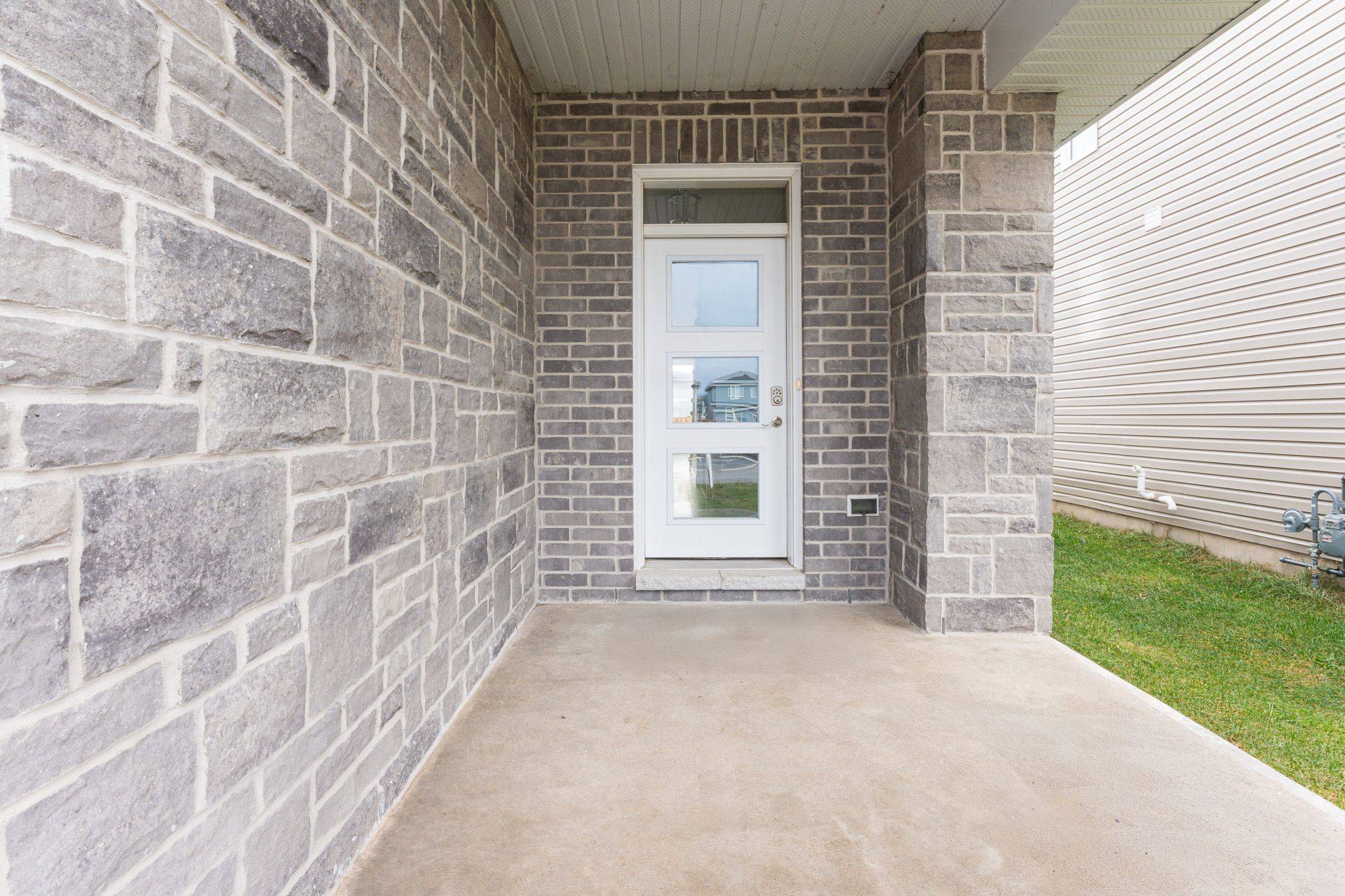 Loyalist, ON K7N 0E9,229 Superior DR