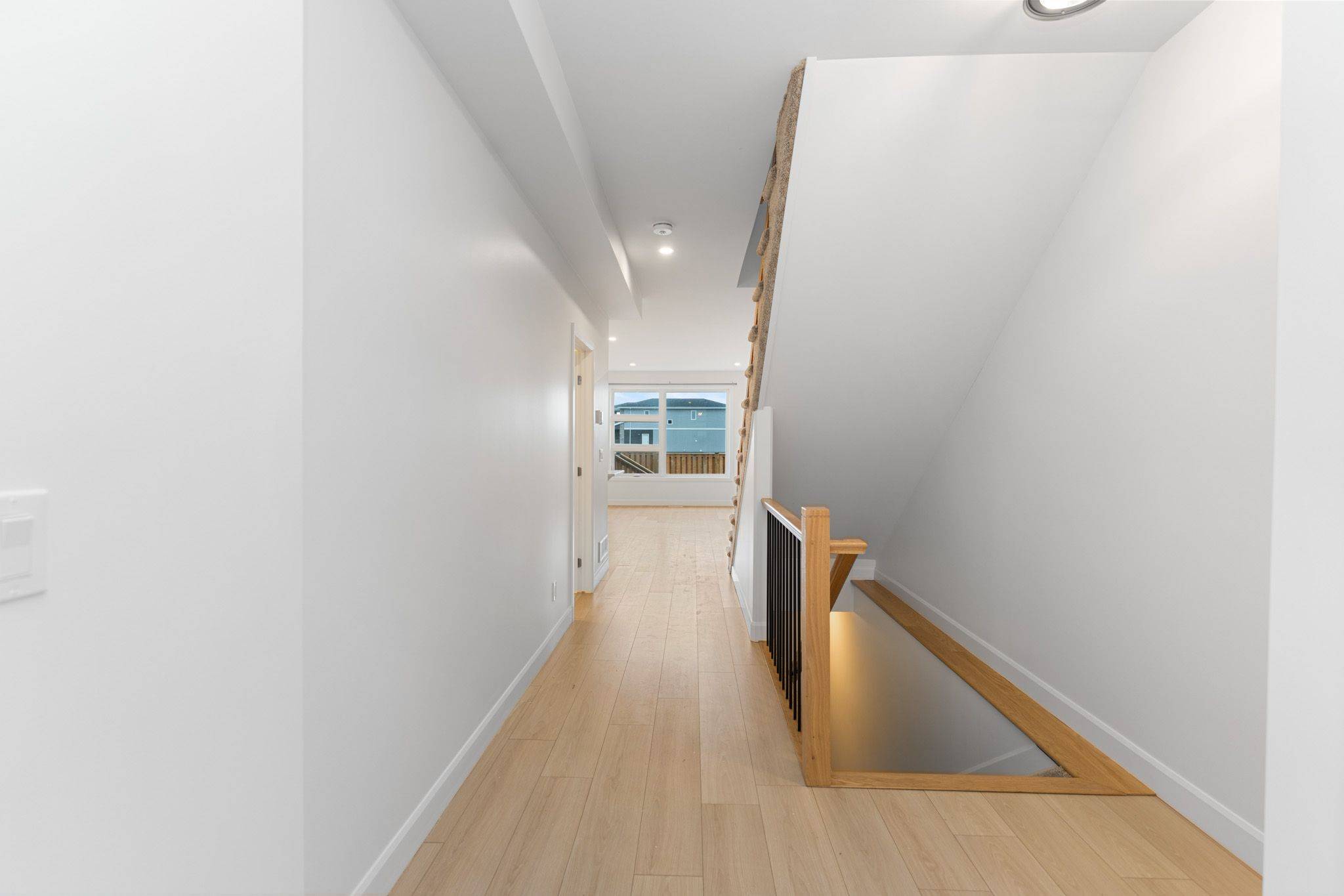 Loyalist, ON K7N 0E9,229 Superior DR